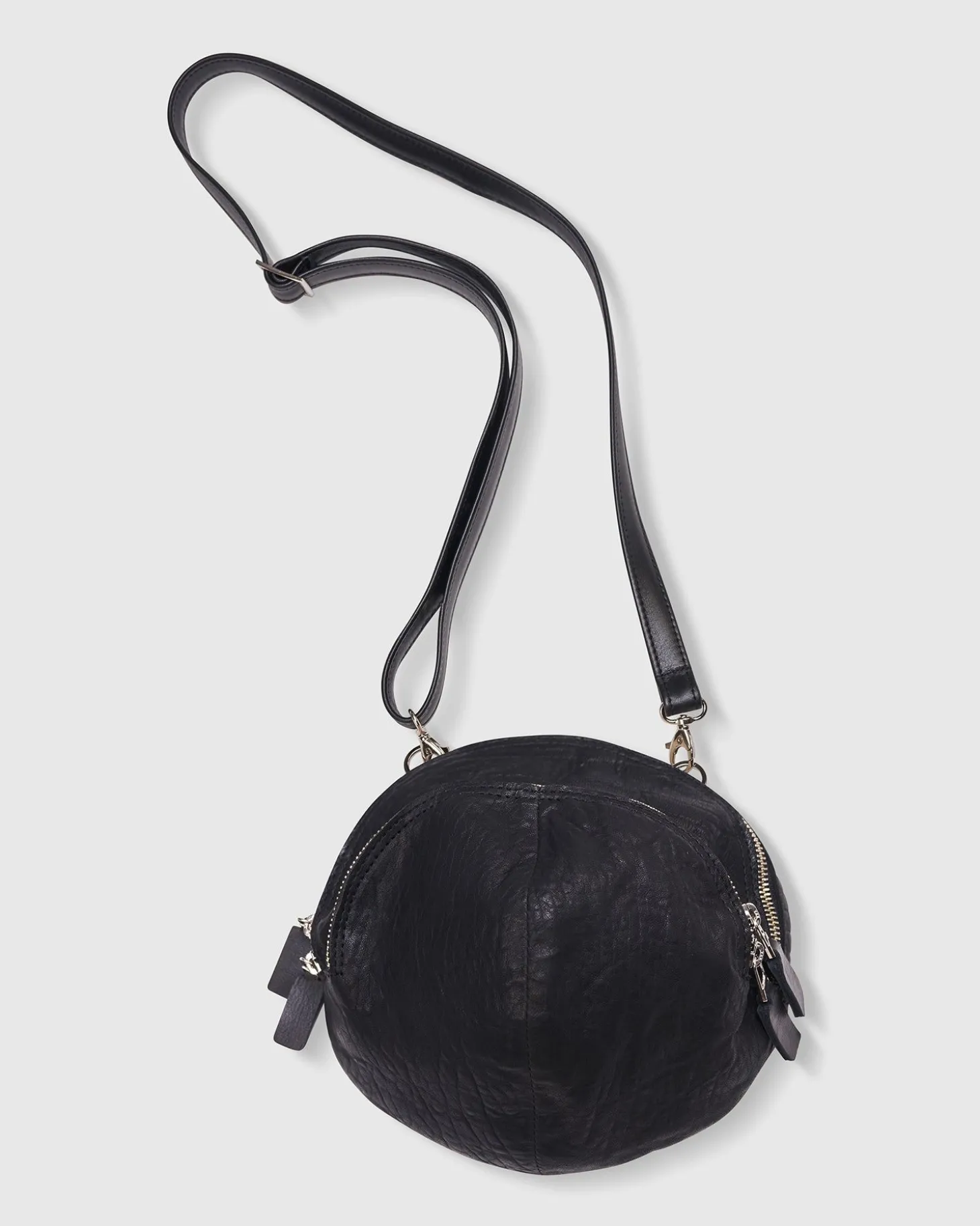 Circle Canteen Bag, Black
