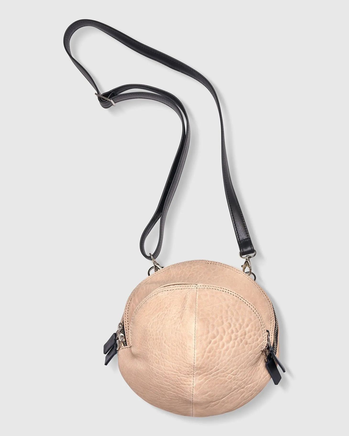 Circle Canteen Bag, Nude