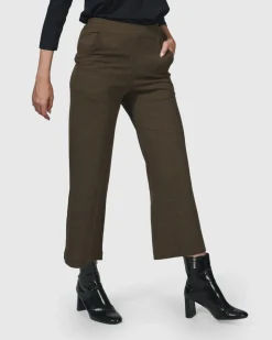 Essential Cropped Pants, Brown
