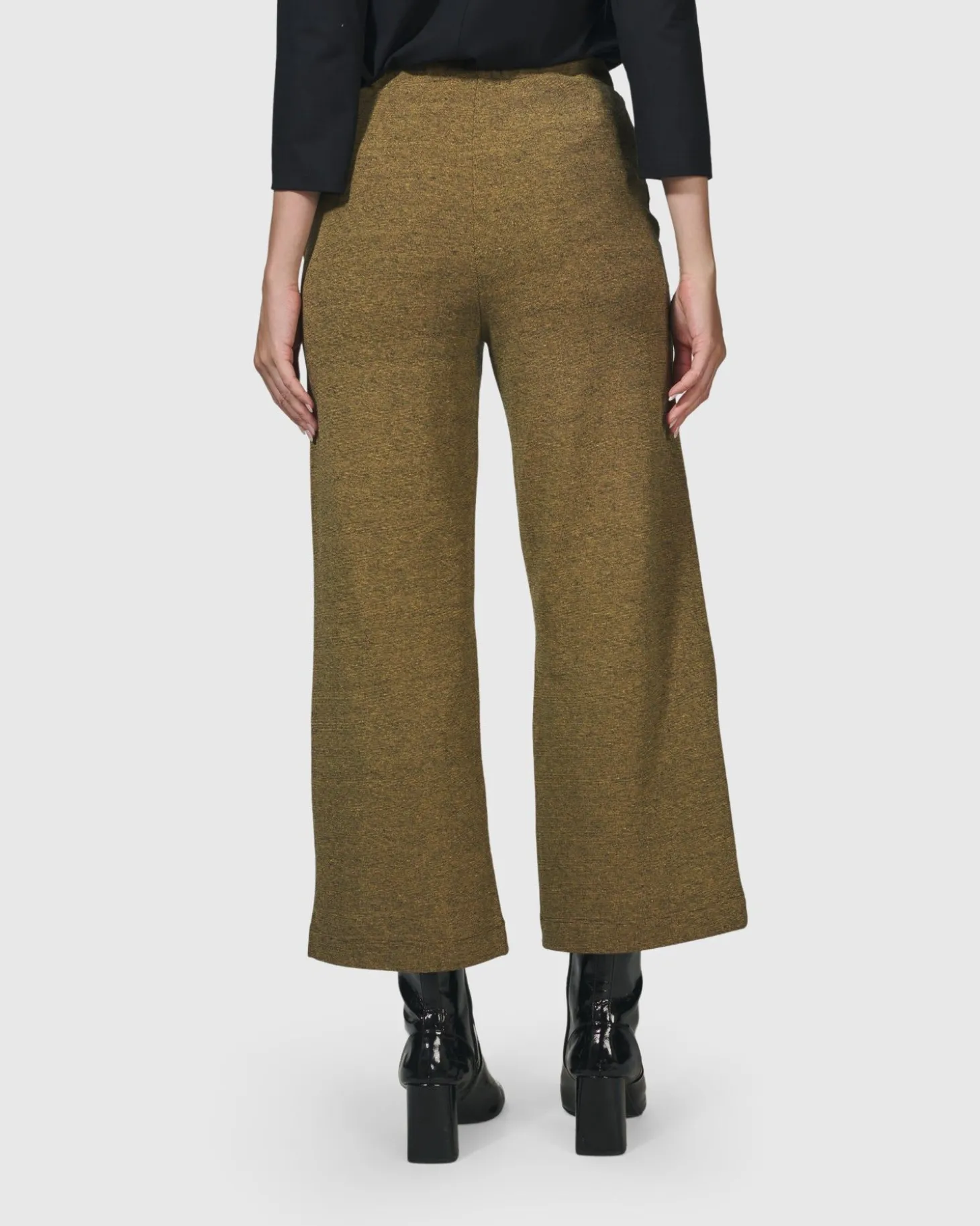 Essential Cropped Pants, Honey