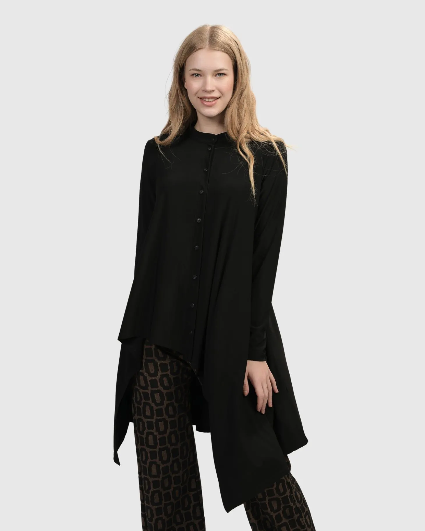 Essential Hi-Lo Button Down Top, Black