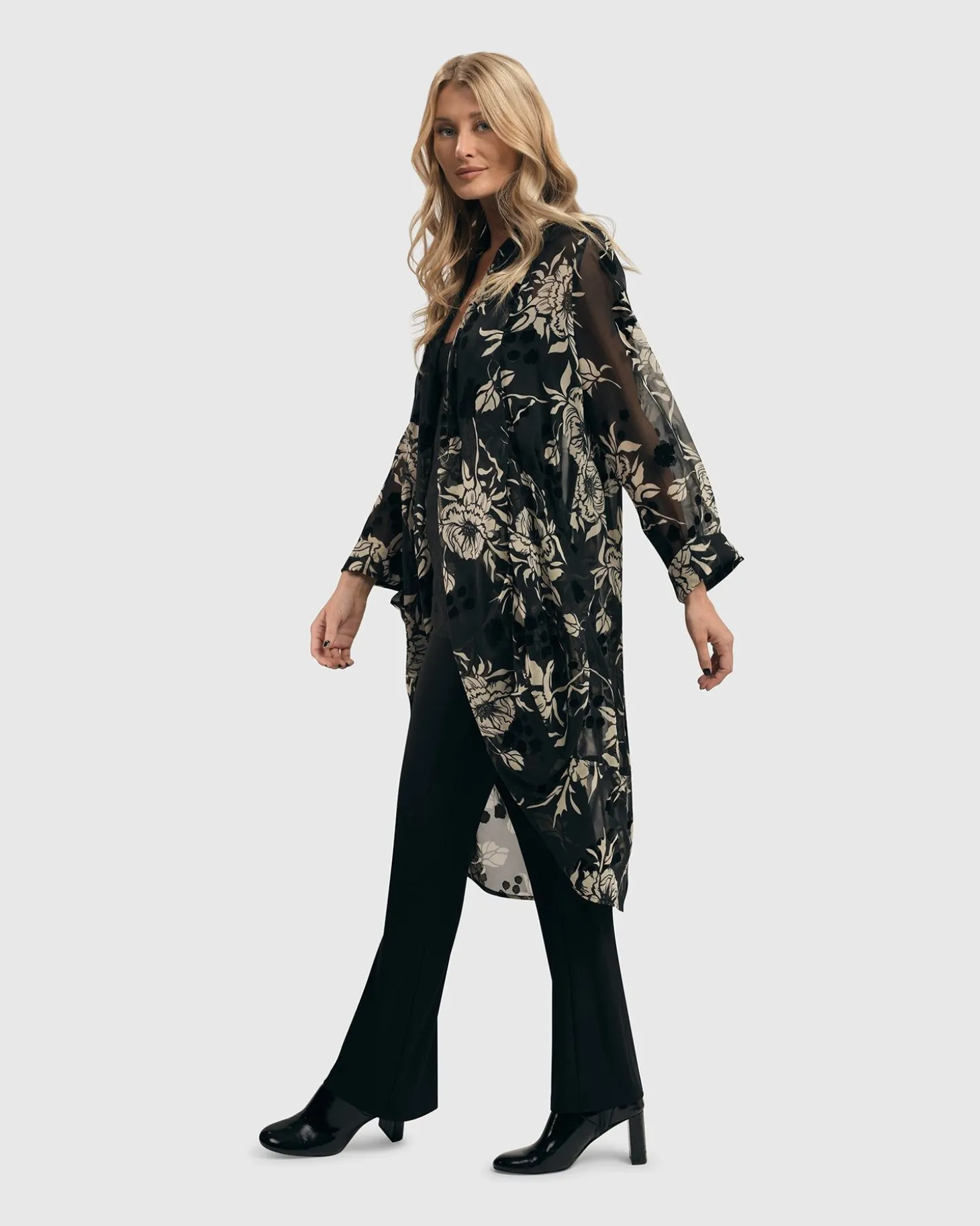 Essential Tekbika Bootcut Leggings, Black