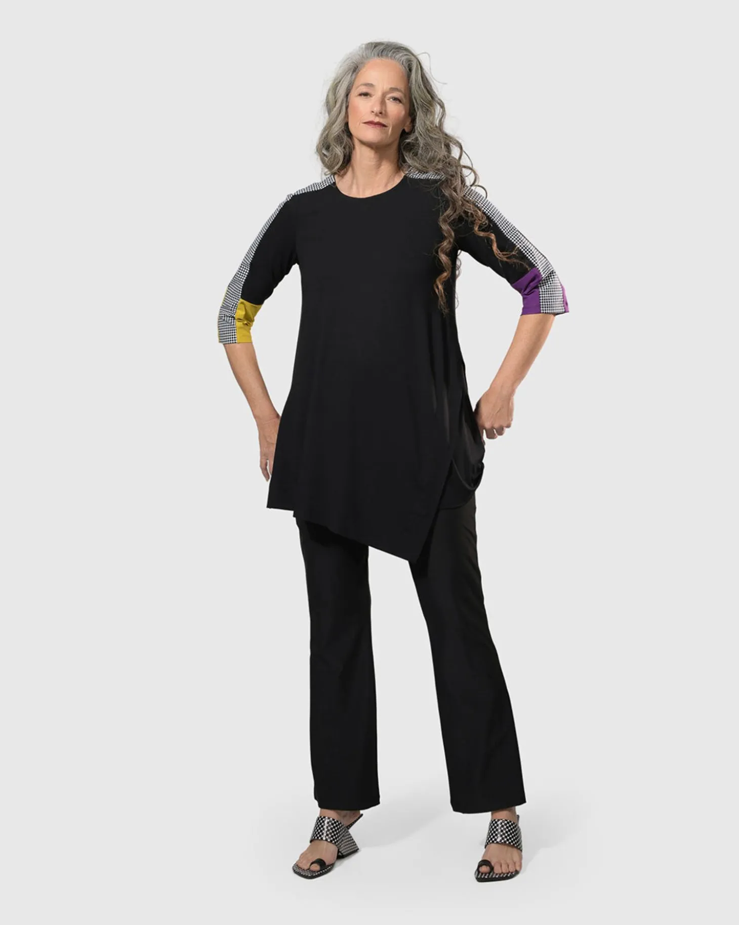 Essential Tekbika Bootcut Leggings, Black