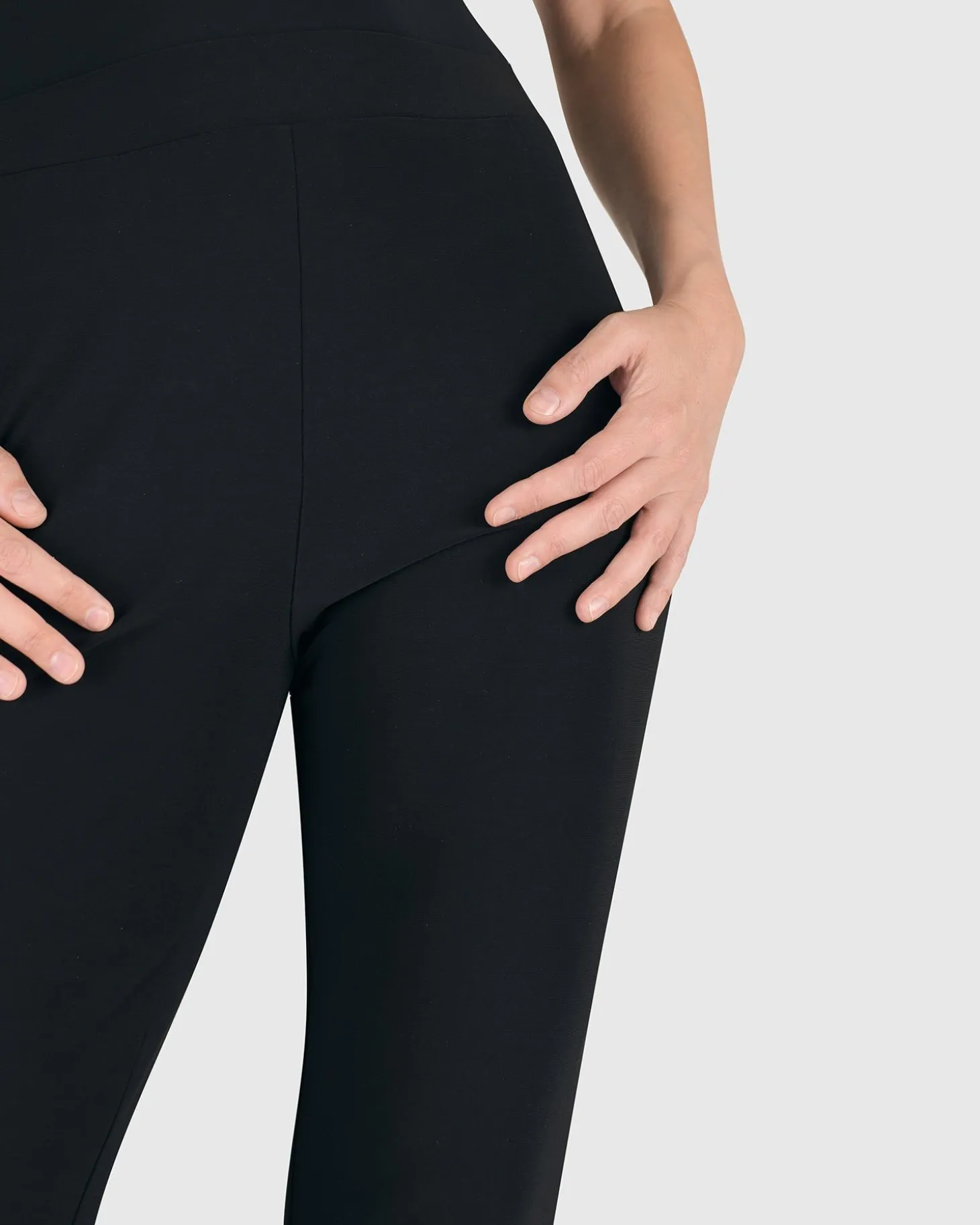 Essential Tekbika Bootcut Leggings, Black