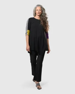 Essential Tekbika Bootcut Leggings, Black