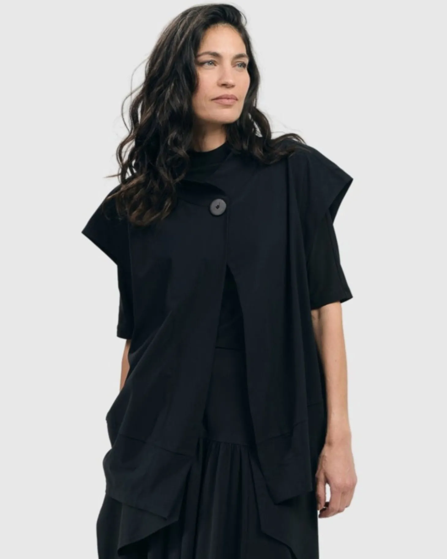 Essential Tekbika Go-To Vest Jacket, Black