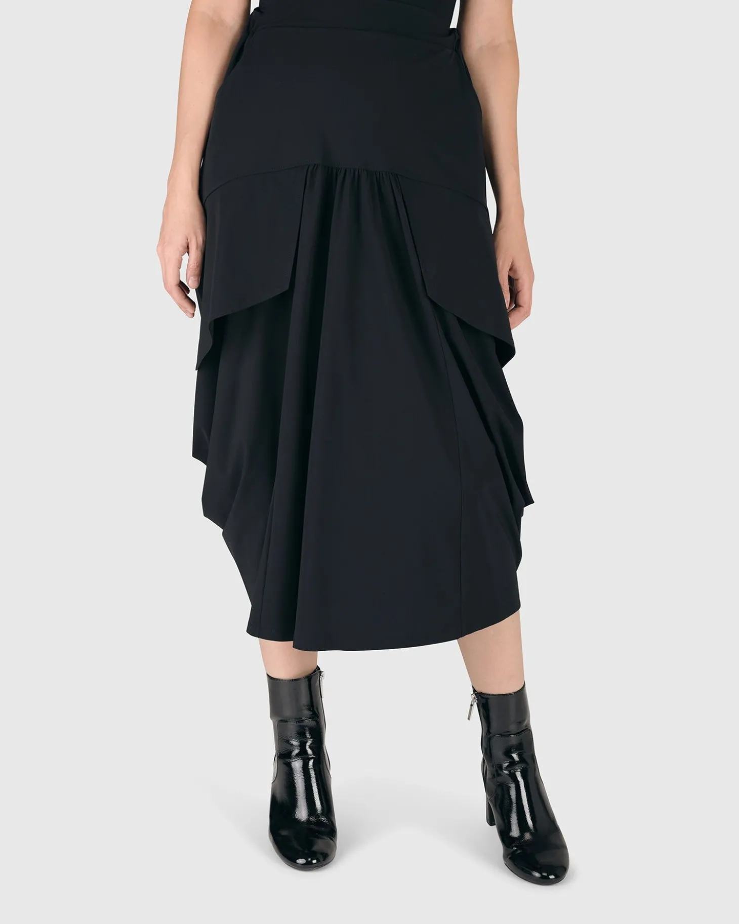 Essential Tekbika Gotta Have It Skirt, Black