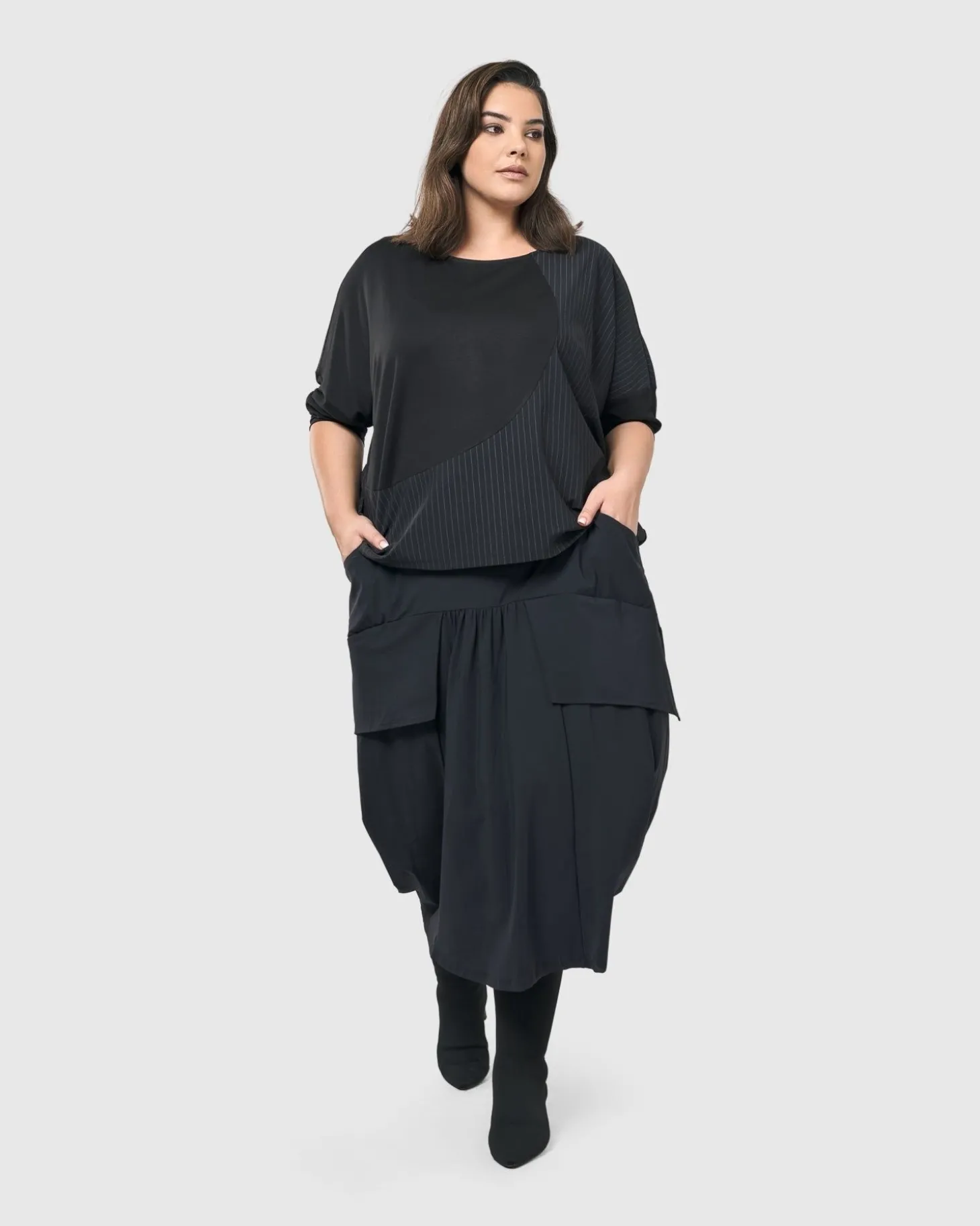 Essential Tekbika Gotta Have It Skirt, Black