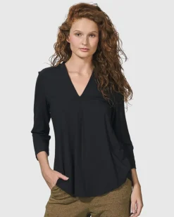 Essential V-Neck Top, Black