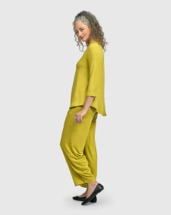 Essential V-Neck Top, Lime