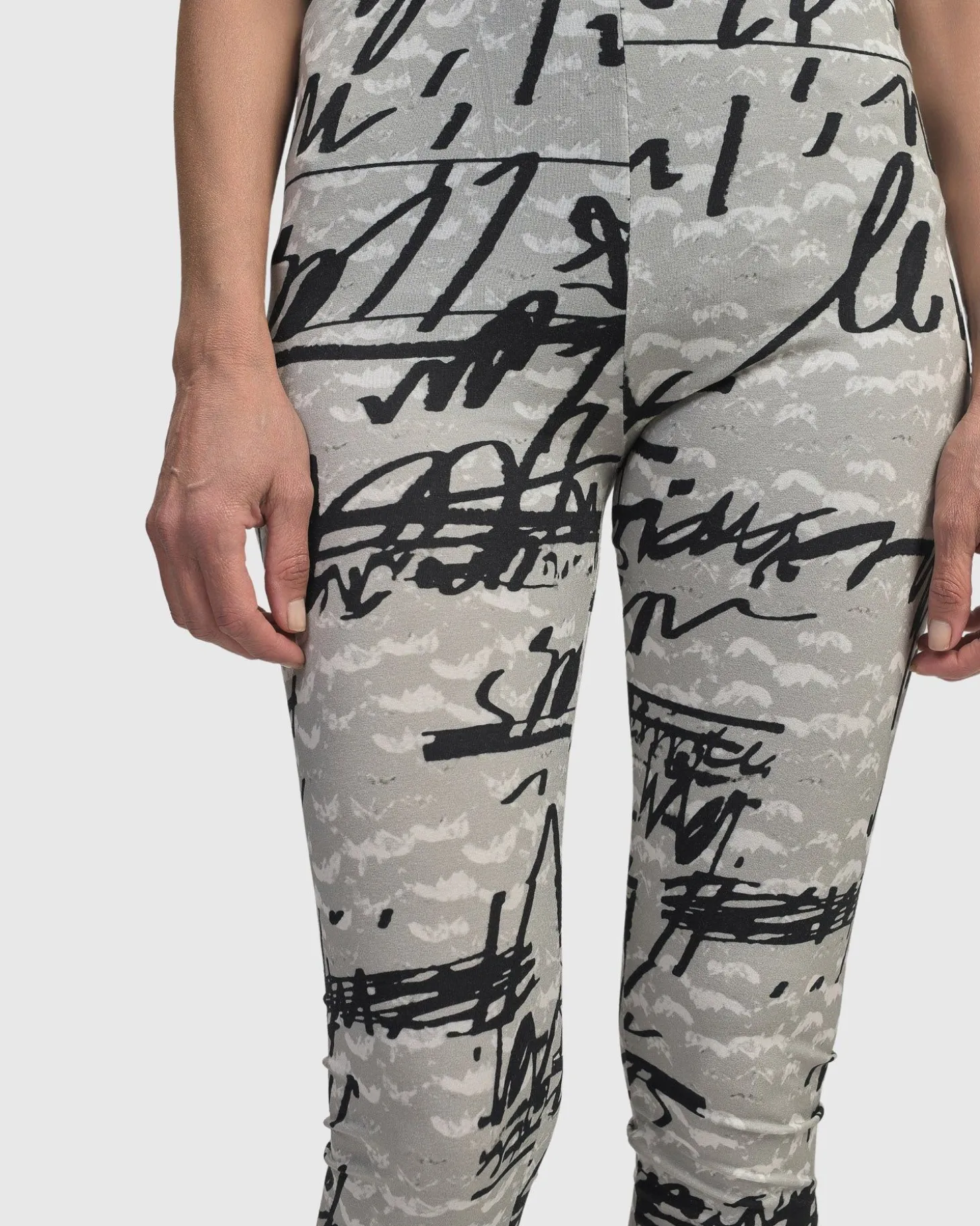 Flirty Leggings, Script