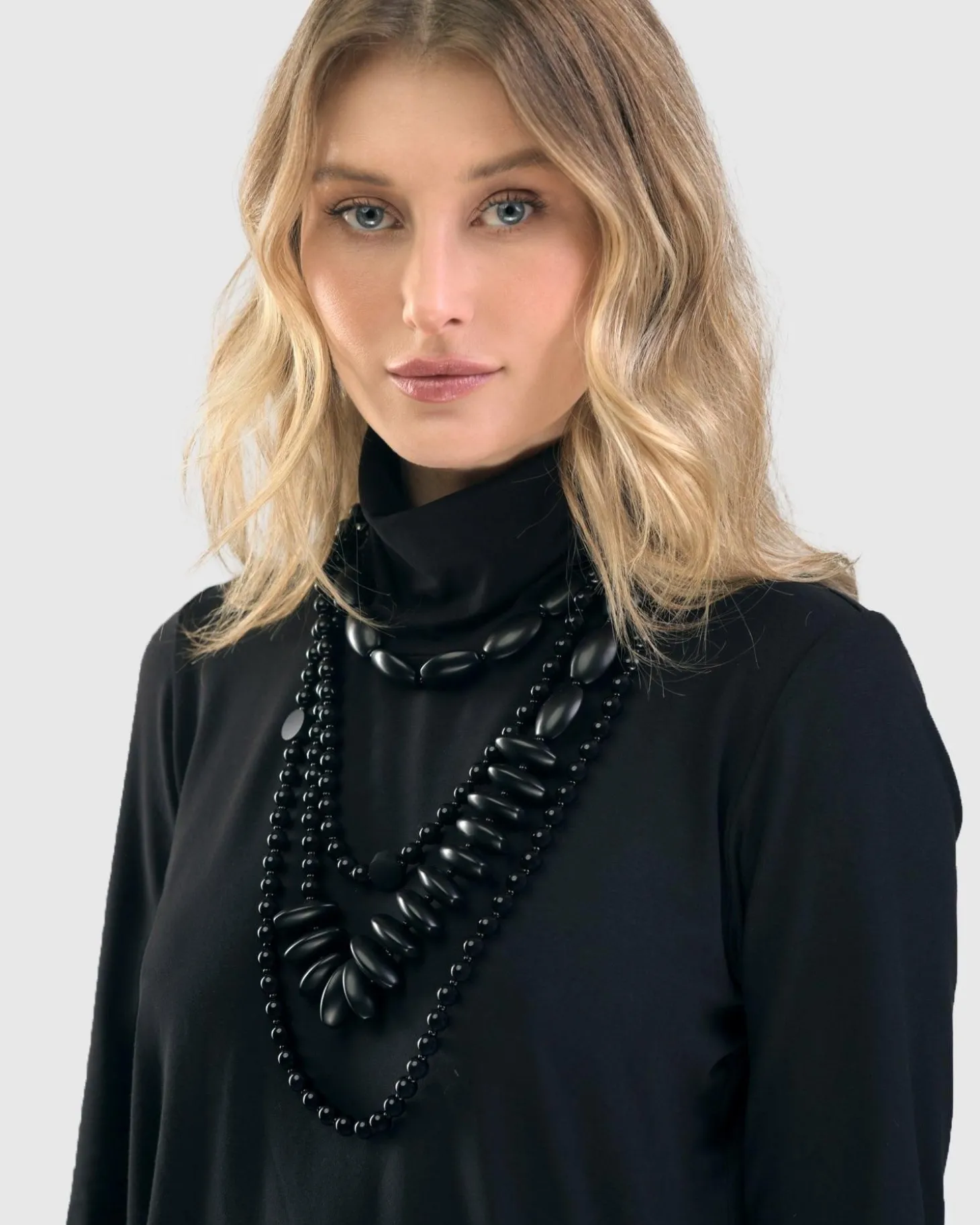 Fuji Bead Necklace, Black