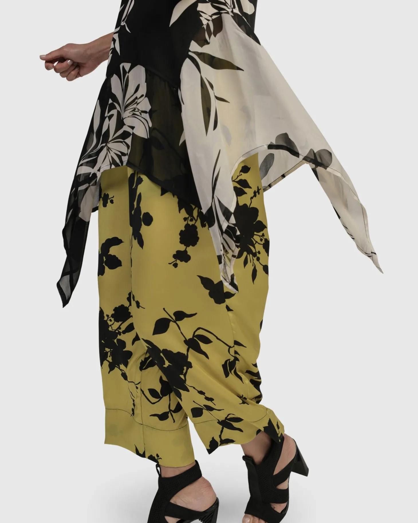 Happy Hour Tunic Top, Floral