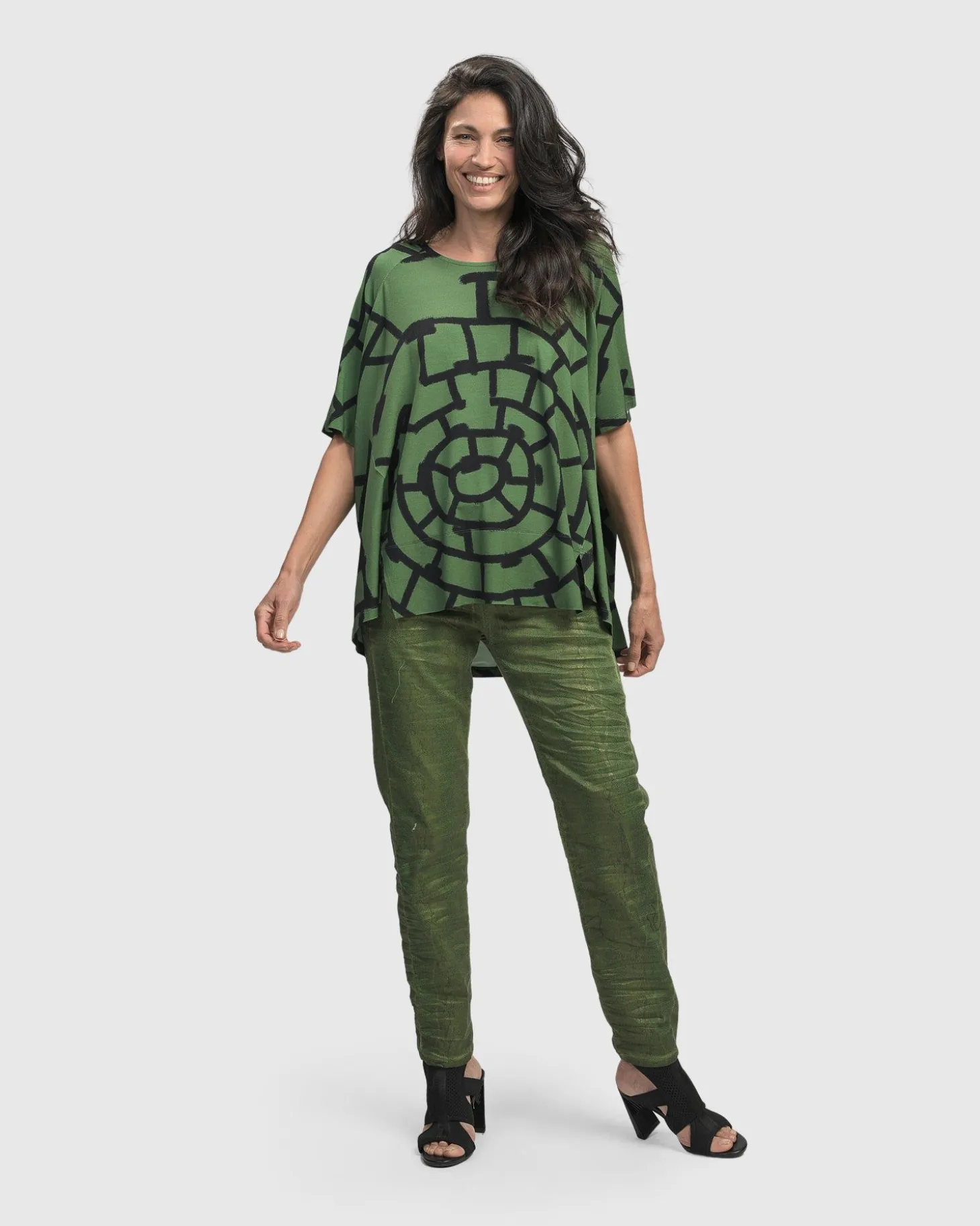 Hypnotic Swing Tunic Top, Clover
