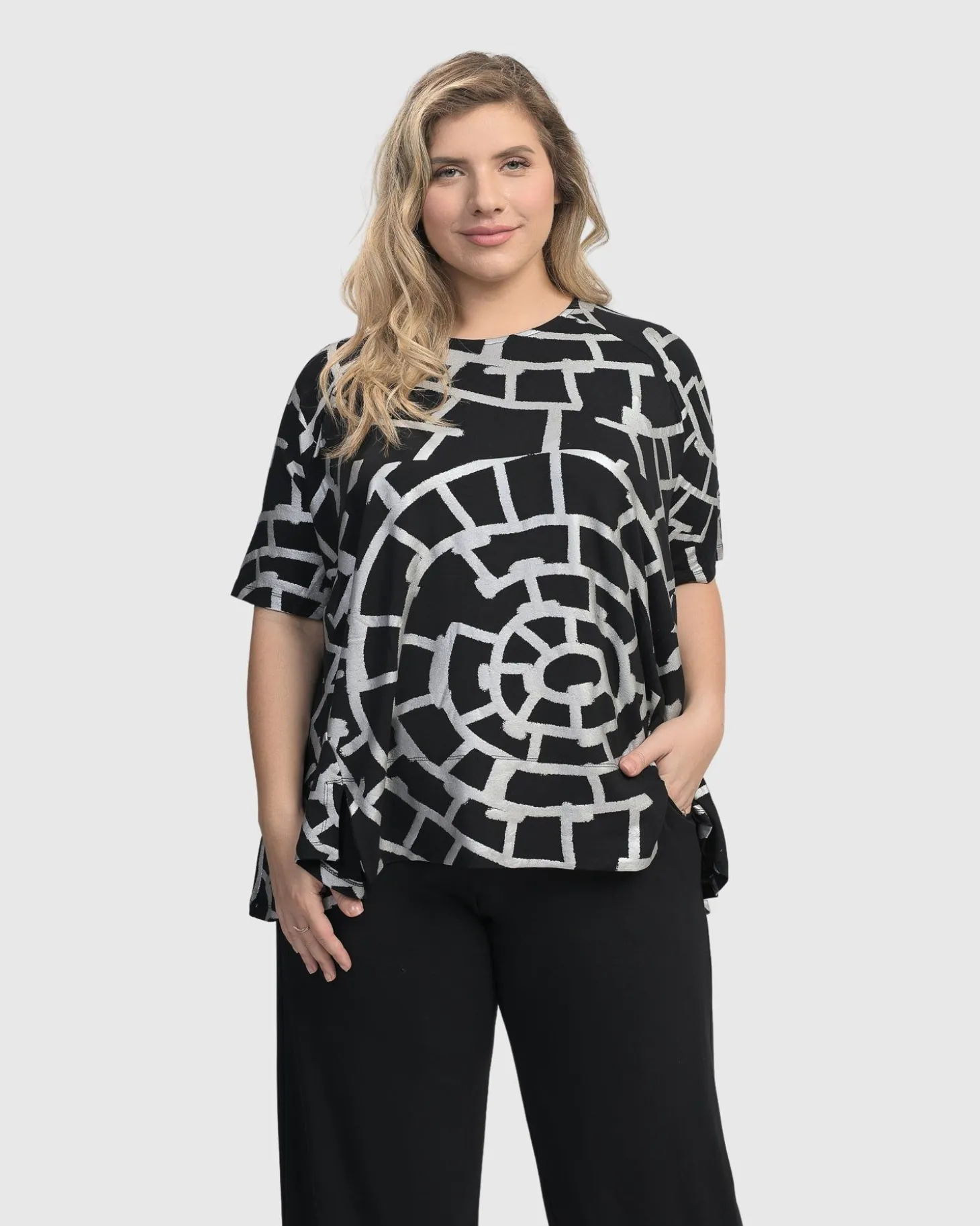 Hypnotic Swing Tunic Top, Silver