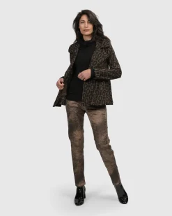 Iconic Jeans Desires, Sepia