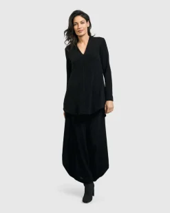 Jacquard V-Neck Tunic Top, Black