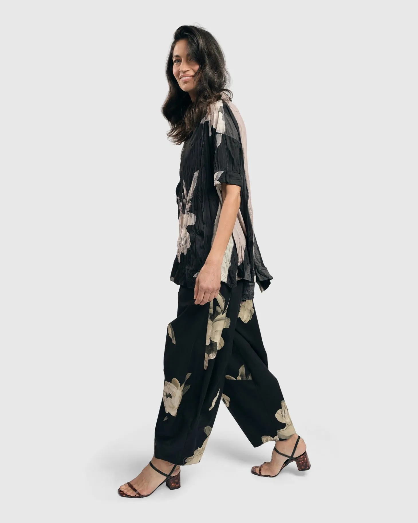 Kennedy Crinkle Punto Pants, Roses