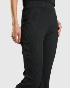 Kick Flare Curator Pants, Black
