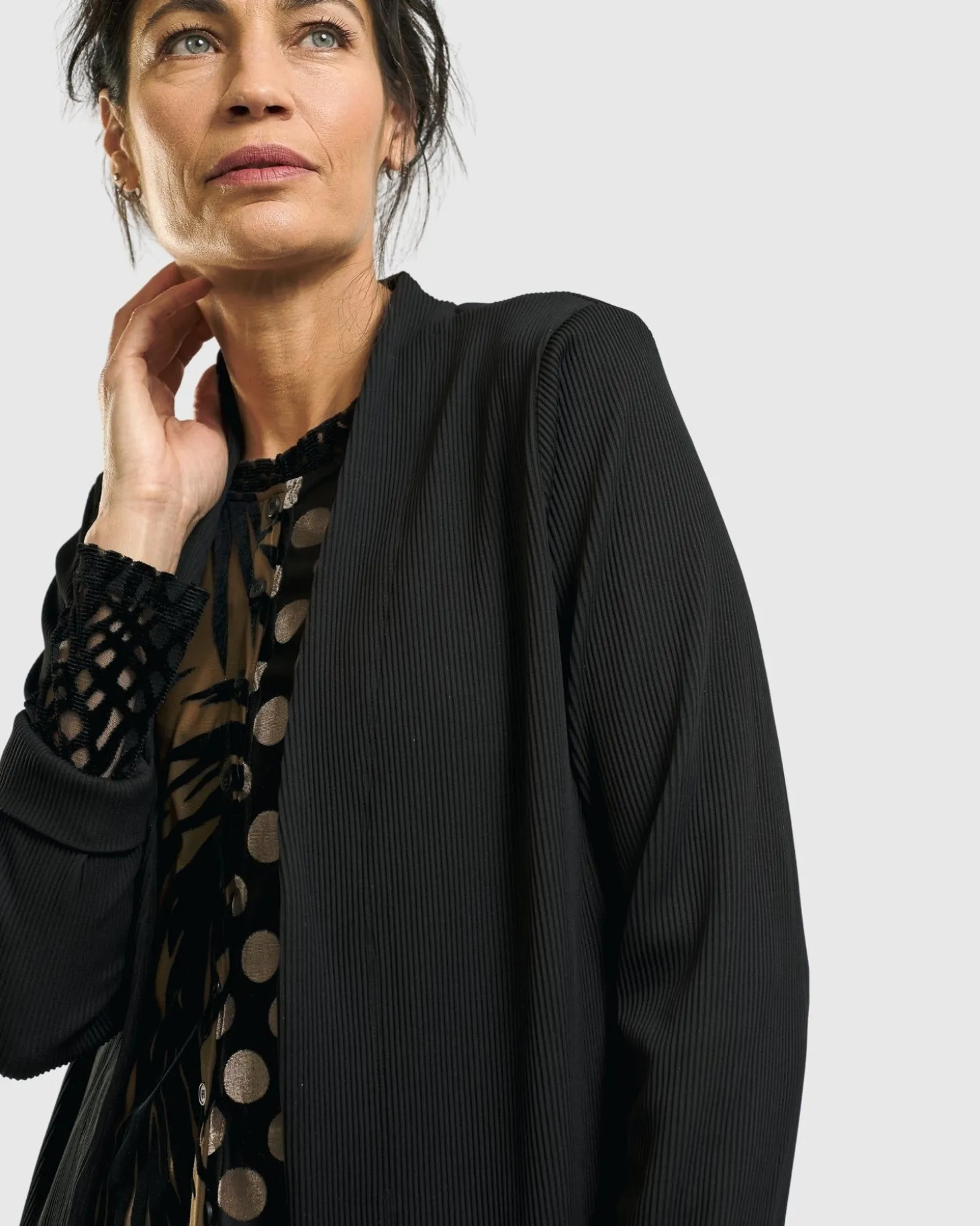 Kuzco Cropped Cardigan Top, Gold