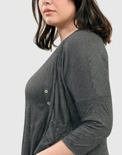 Linea Crinkle Crop Cardy, Black