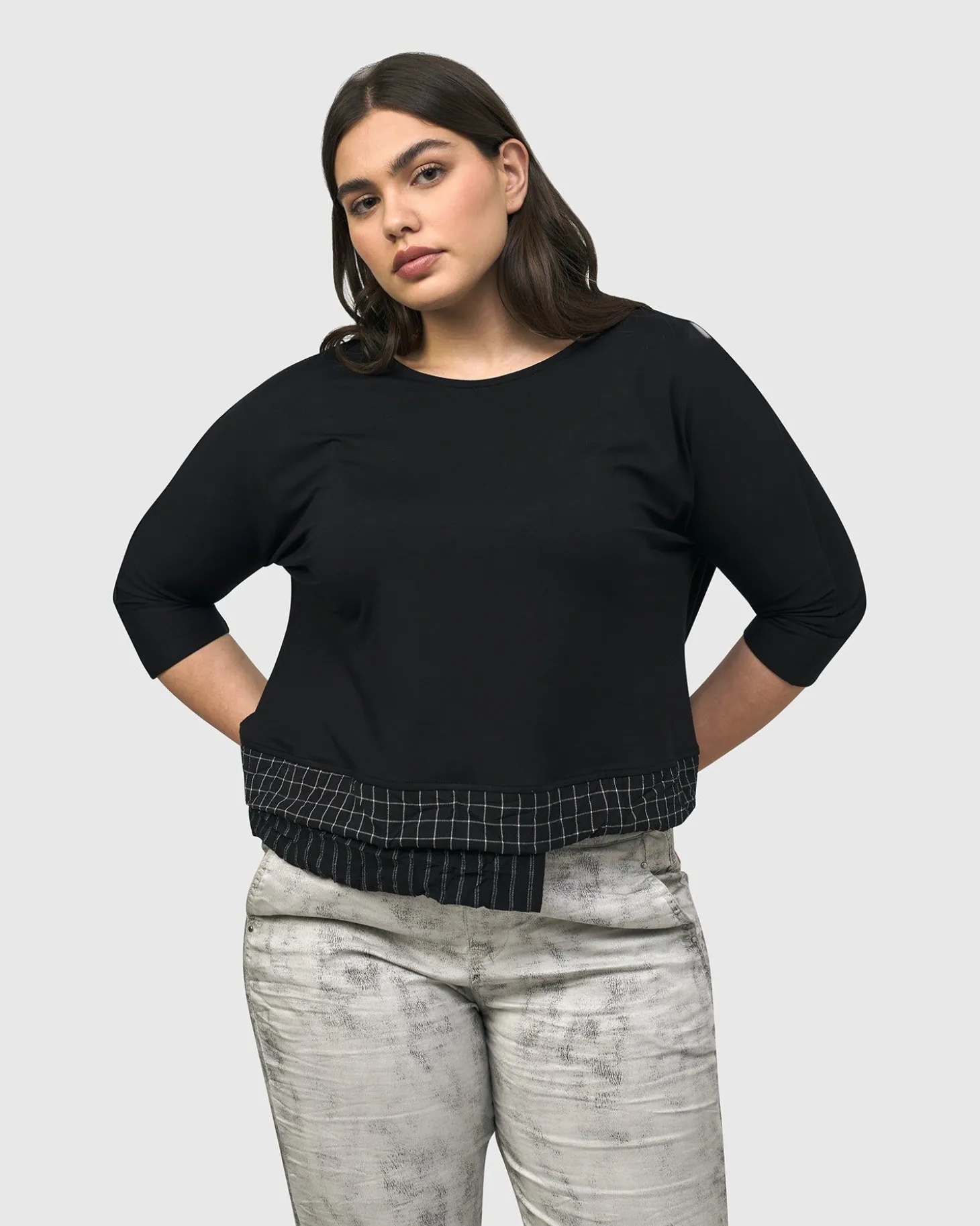 Medusa Asymmetric Boxy Tee, Mix