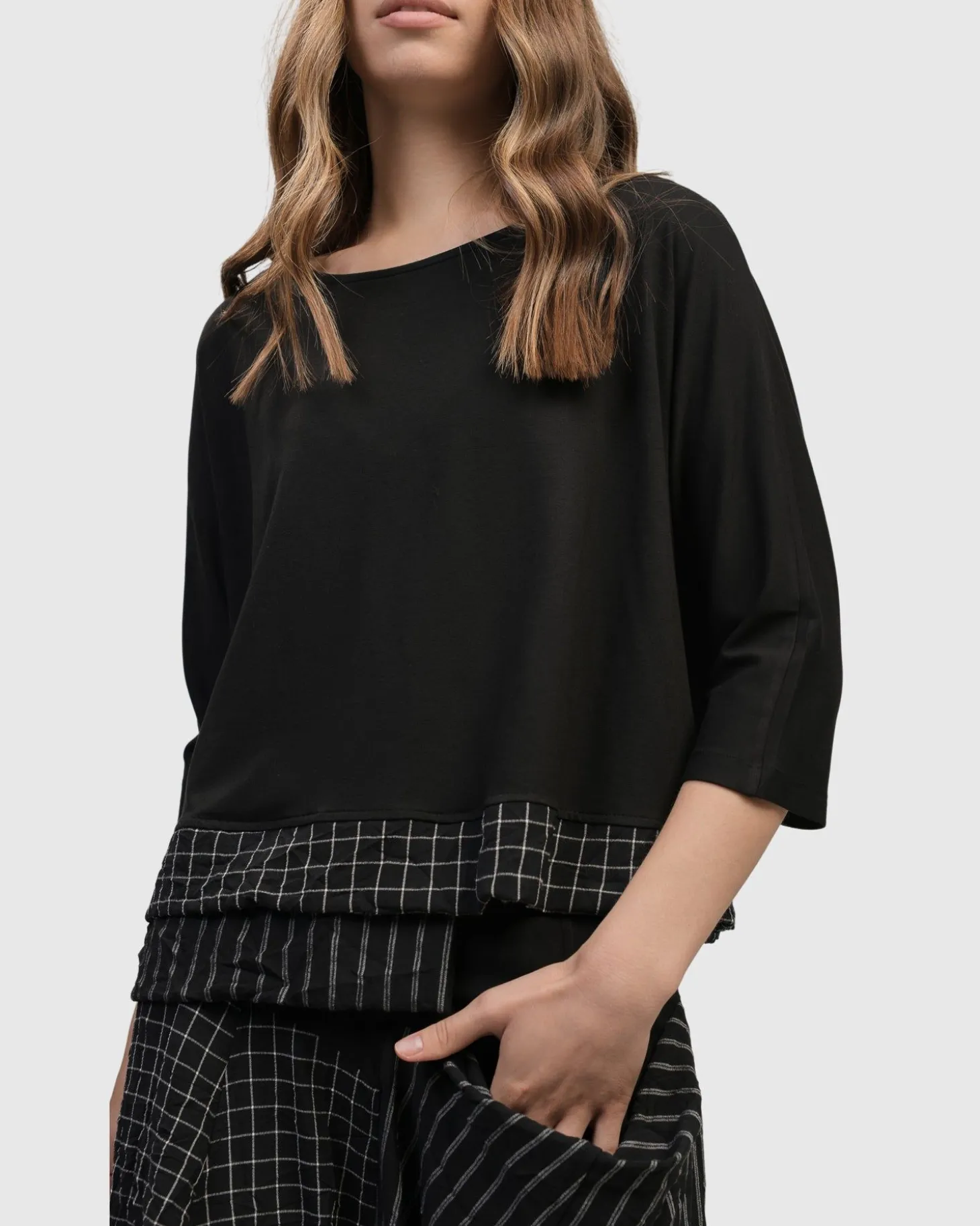 Medusa Asymmetric Boxy Tee, Mix