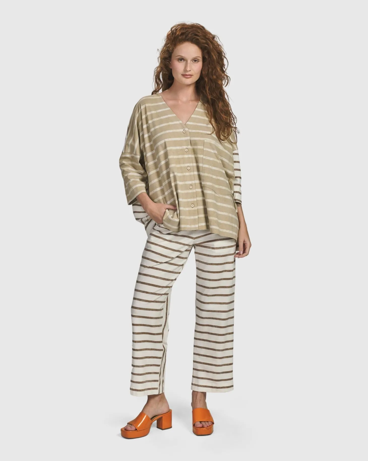 Oasis Oversized Cardigan, Tan