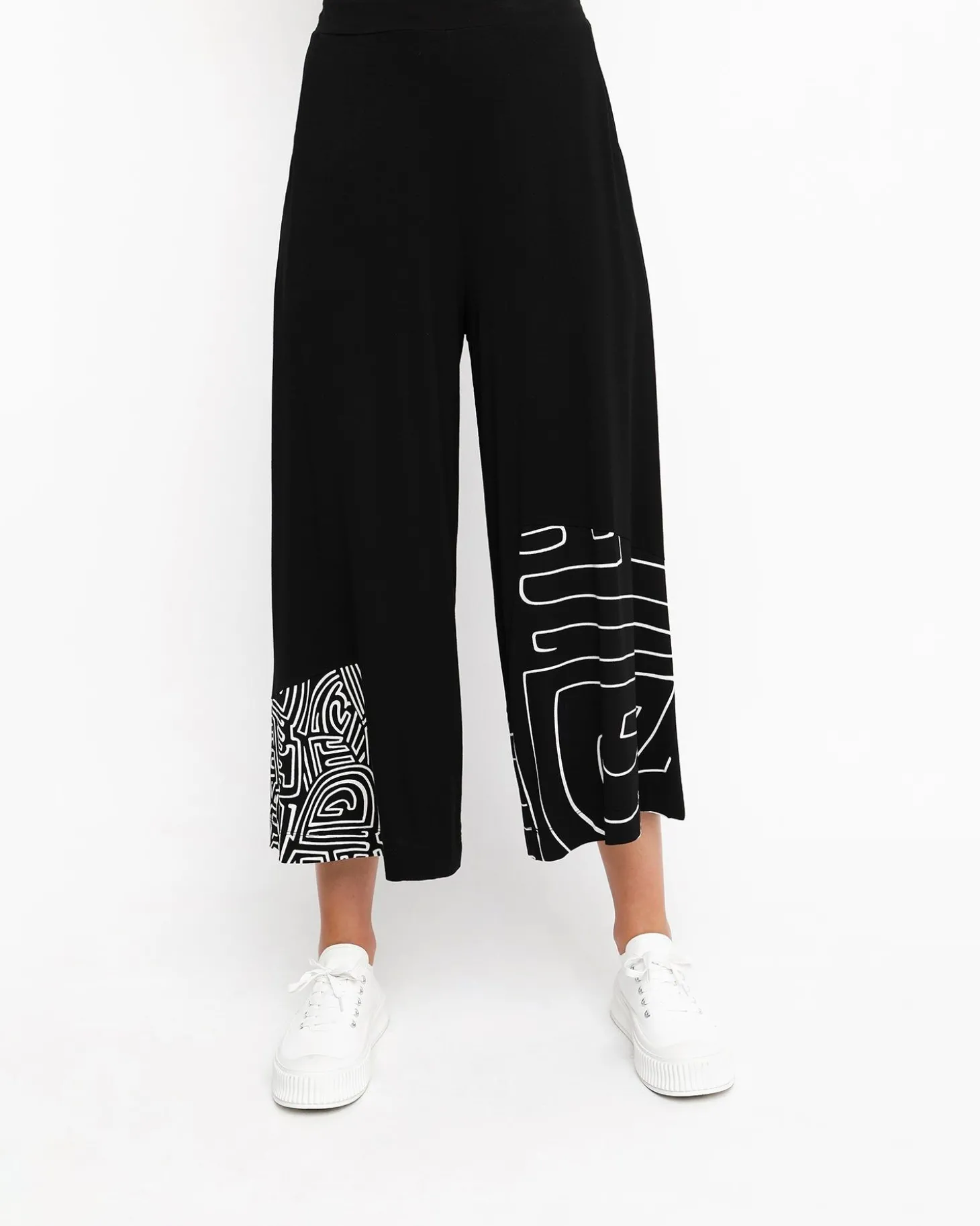 Ozai N Ku Daydream Lounge Pants, Mitos