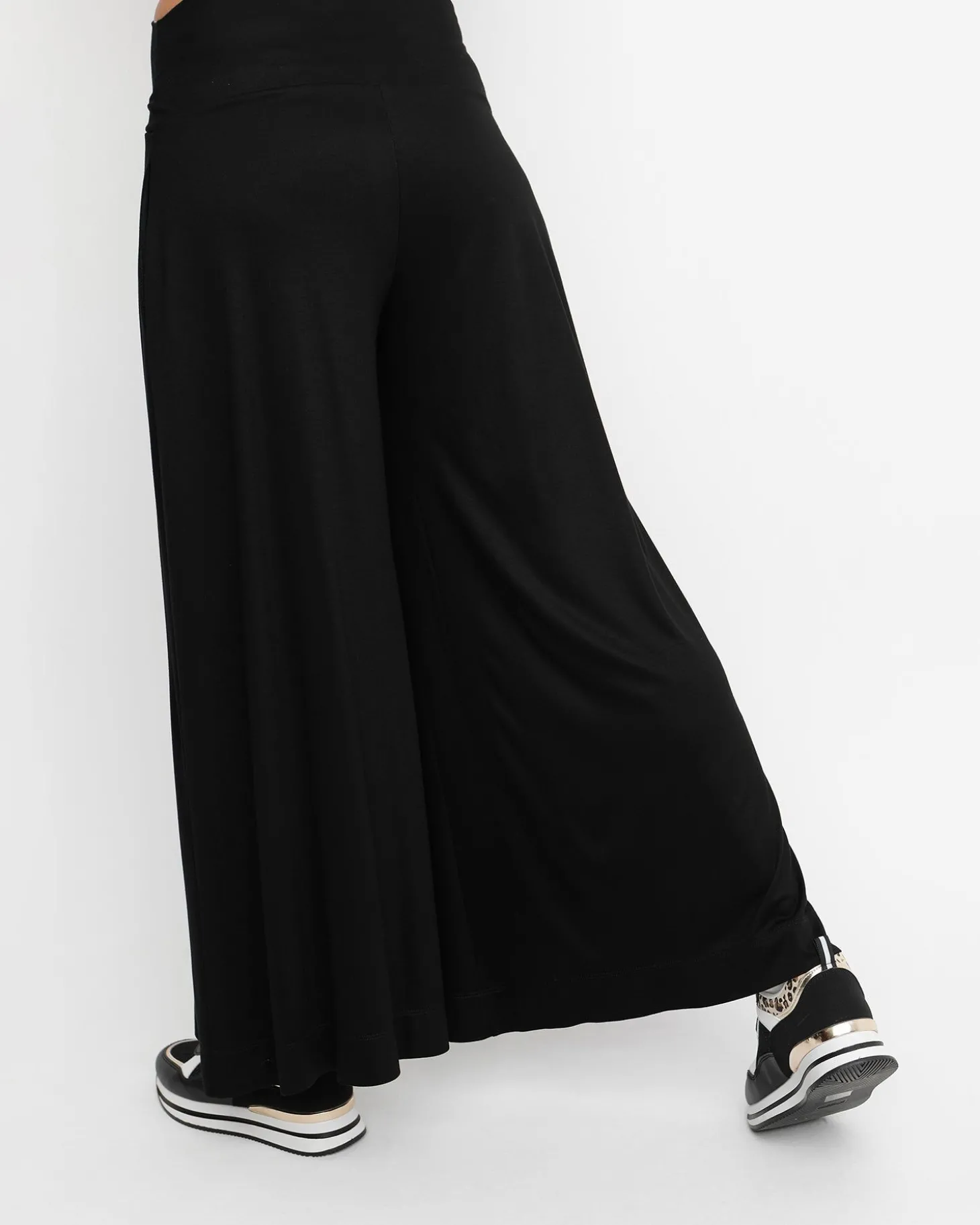 Ozai N Ku Lounge Pants, Black
