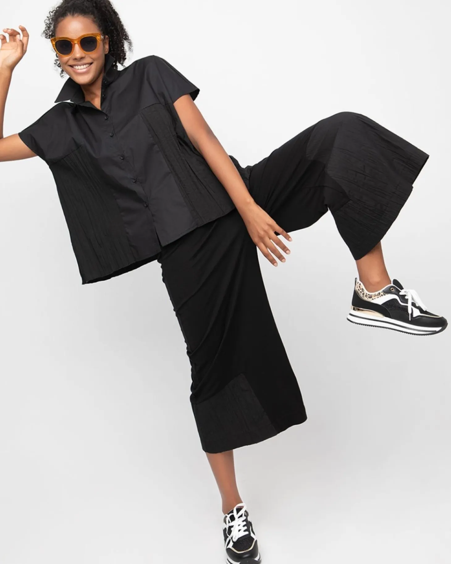 Ozai N Ku Pleated Boxy Shirt, Black