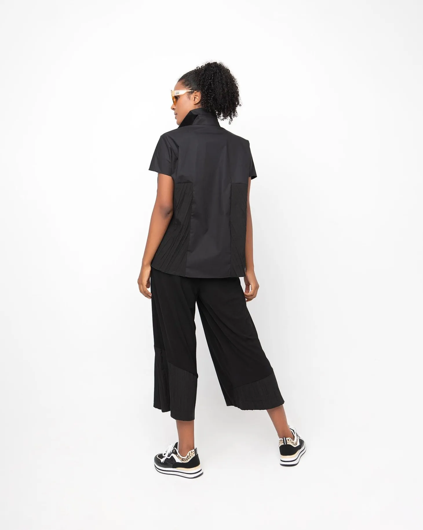 Ozai N Ku Pleated Boxy Shirt, Black