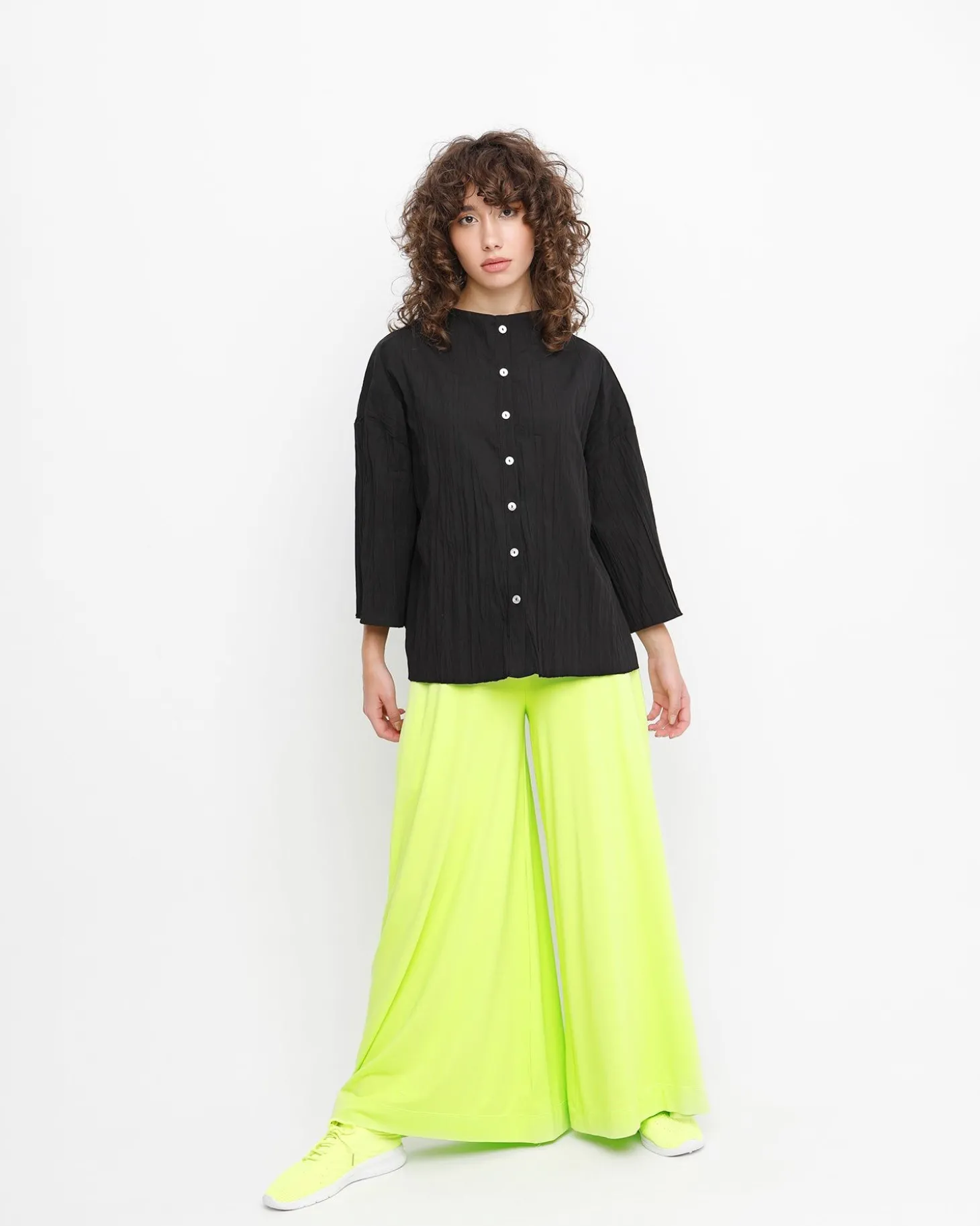 Ozai N Ku Pleated Crinkle Funnel Top, Black