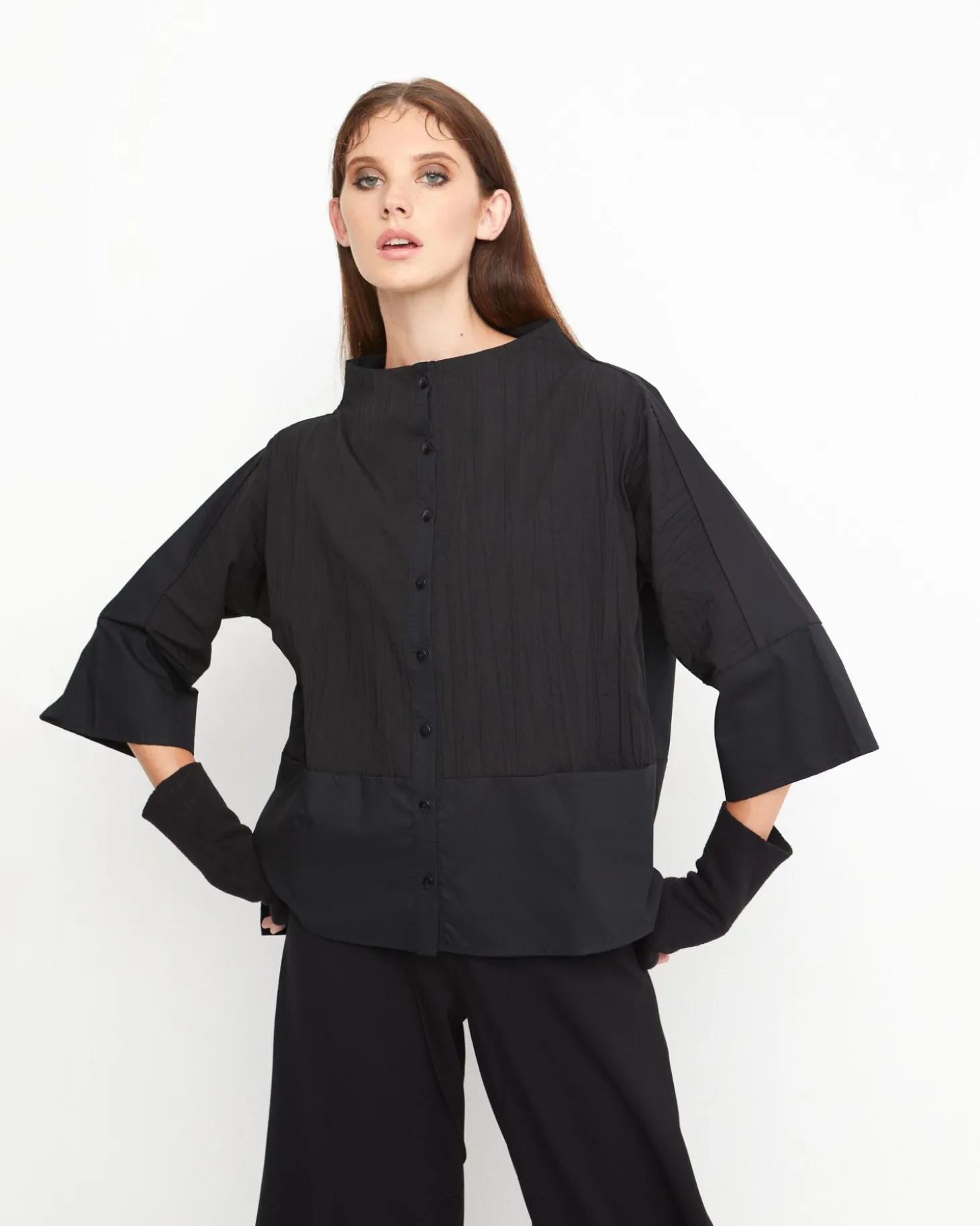 Ozai N Ku Silky Boxy Shirt, Black
