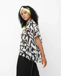 Ozai N Ku Typography Top, Puzzle
