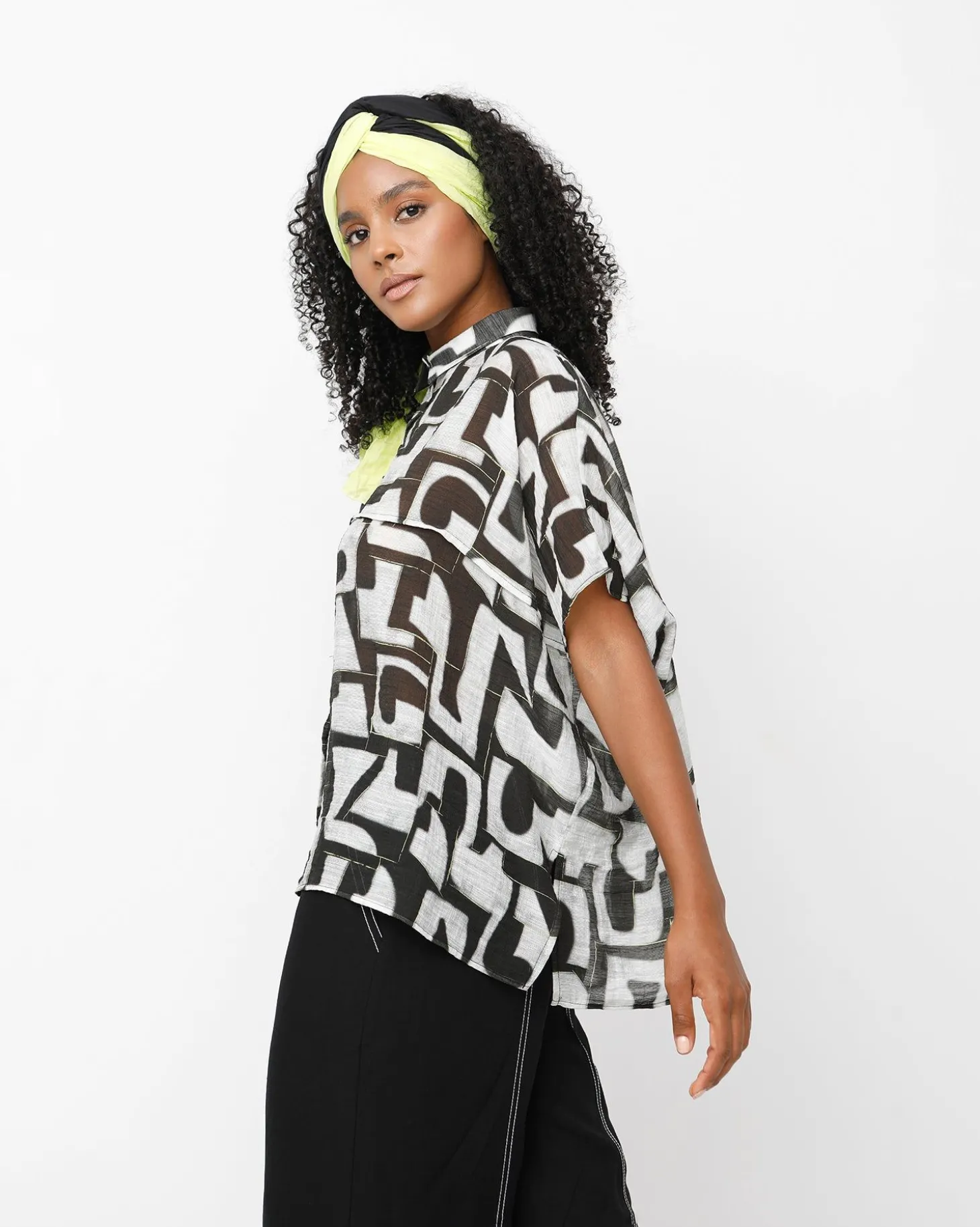 Ozai N Ku Typography Top, Puzzle