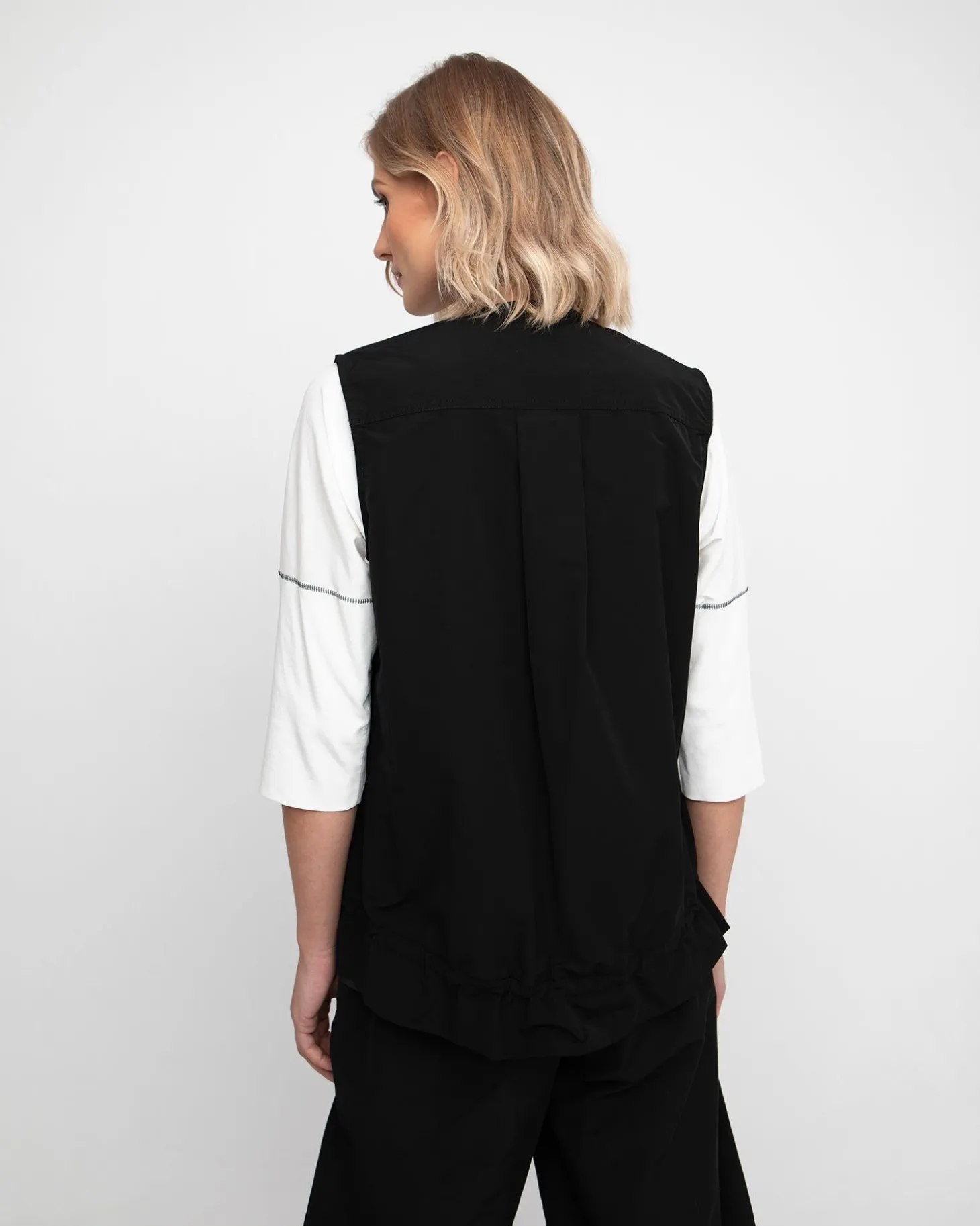 Ozai N Ku Utility Vest, Black