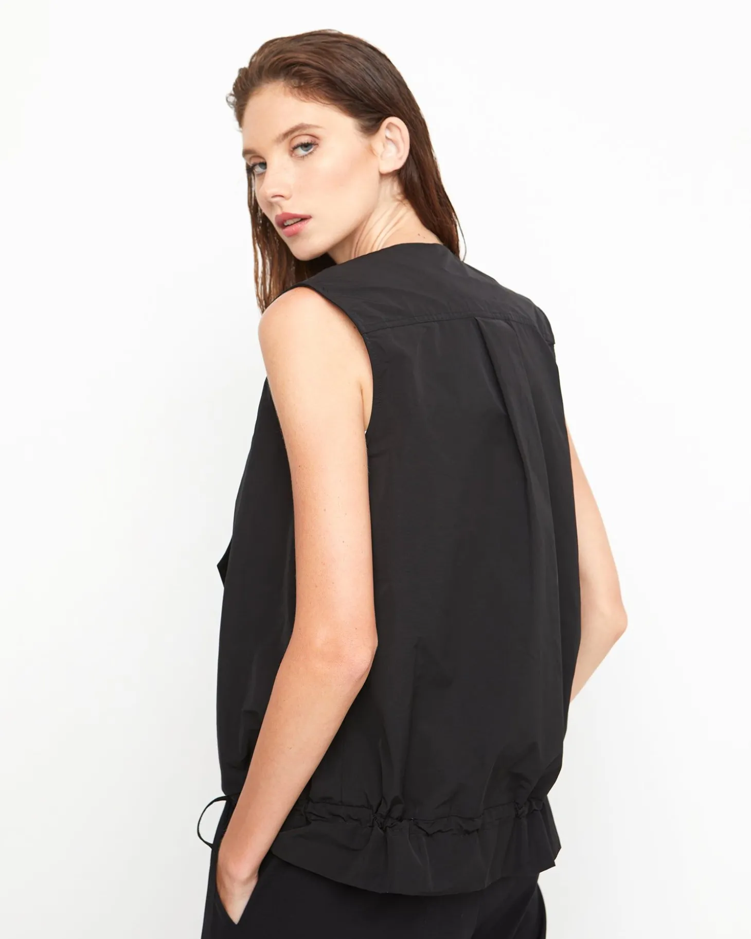 Ozai N Ku Utility Vest, Black