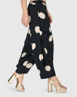 Party Pants, Circles