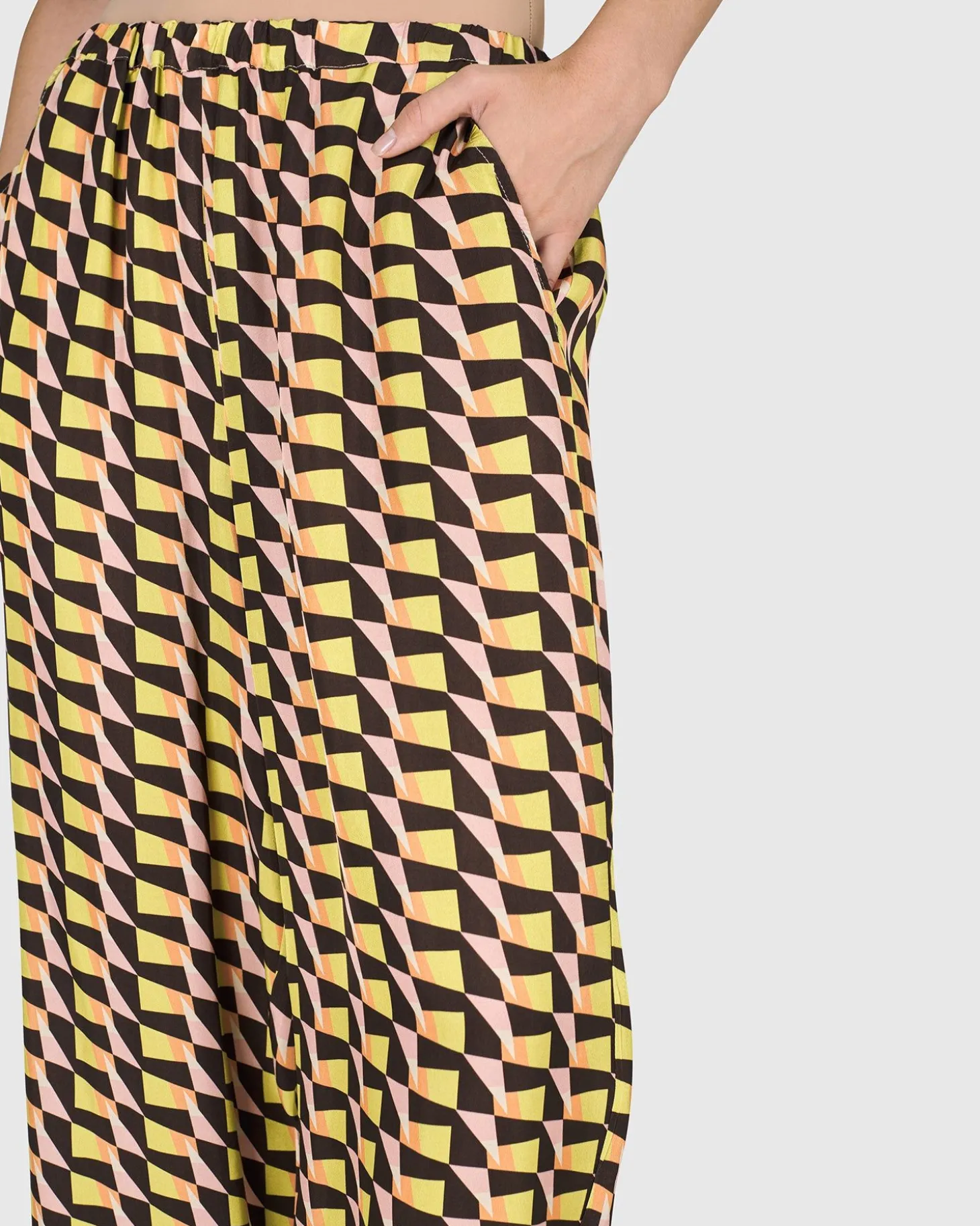 Penrose Pants, Geometric