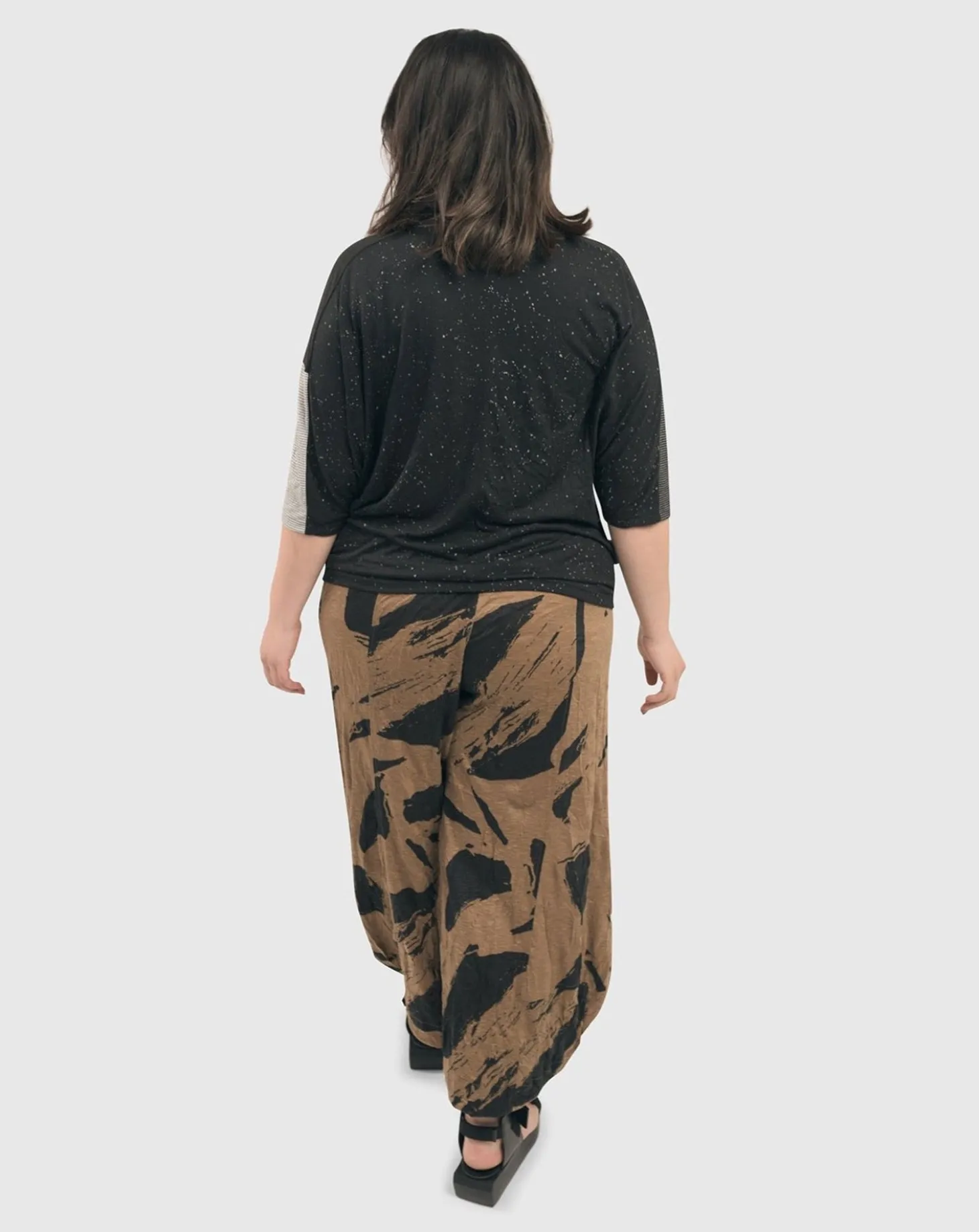 Ru Crinkle Dolman Top, Sepia
