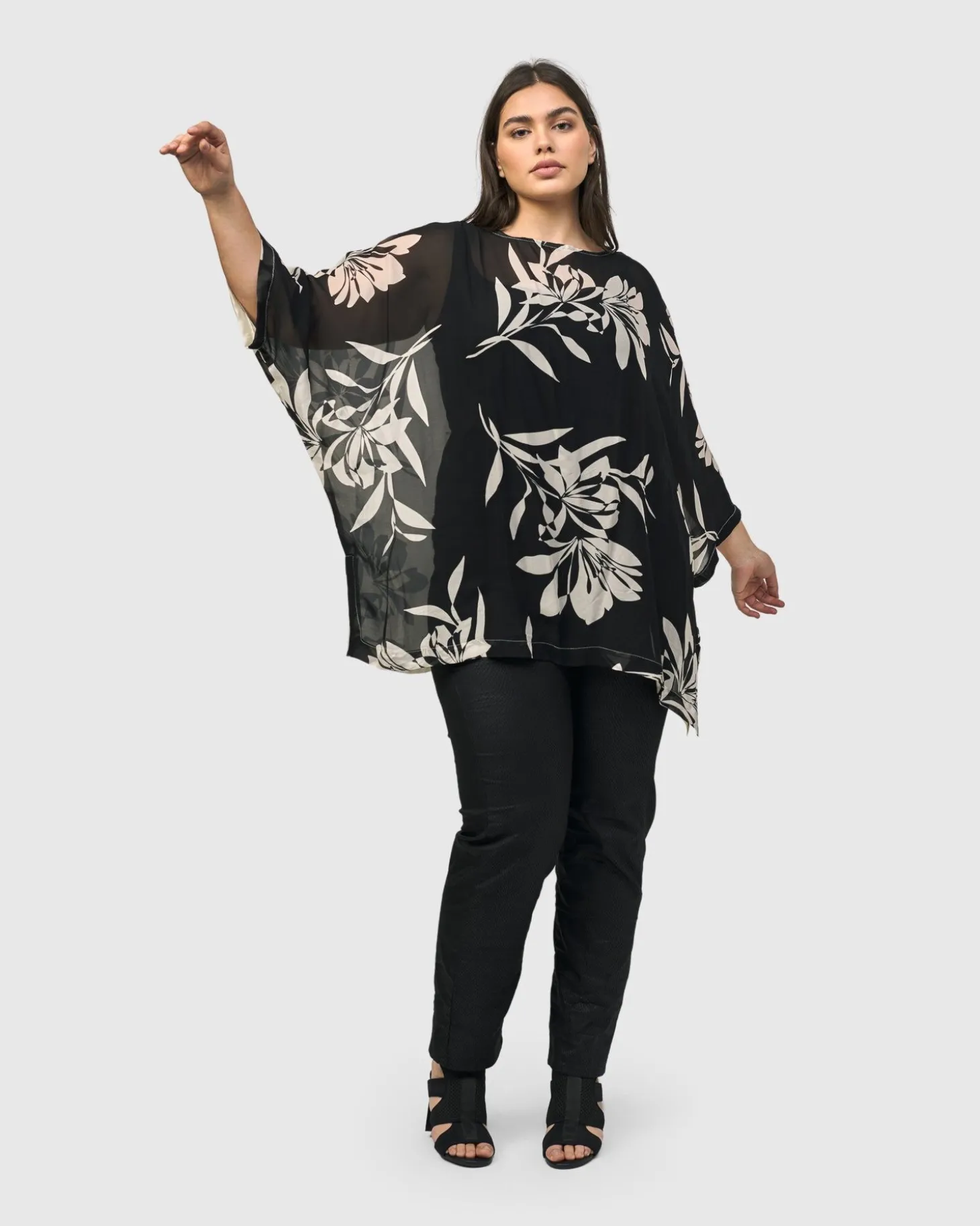 Sitting Poolside Tunic Top, Floral