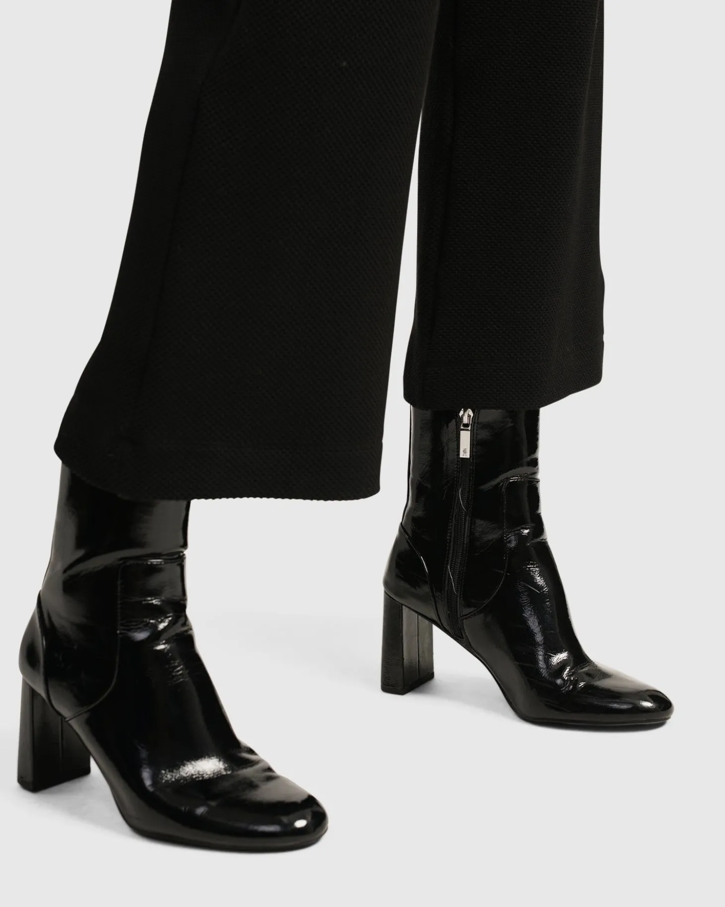 Superb Waffle Weave Ankle Pants, Black