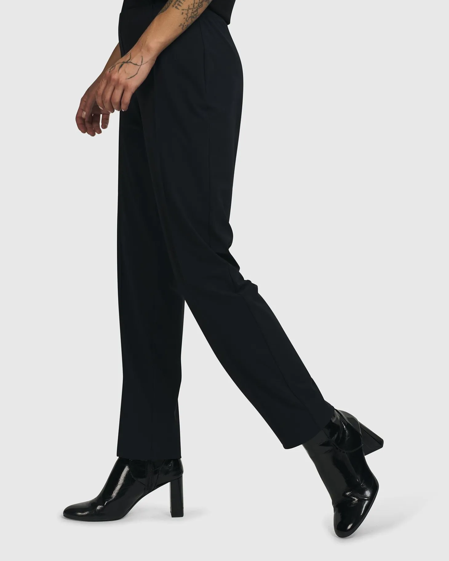 Trinity Slim Pants, Black