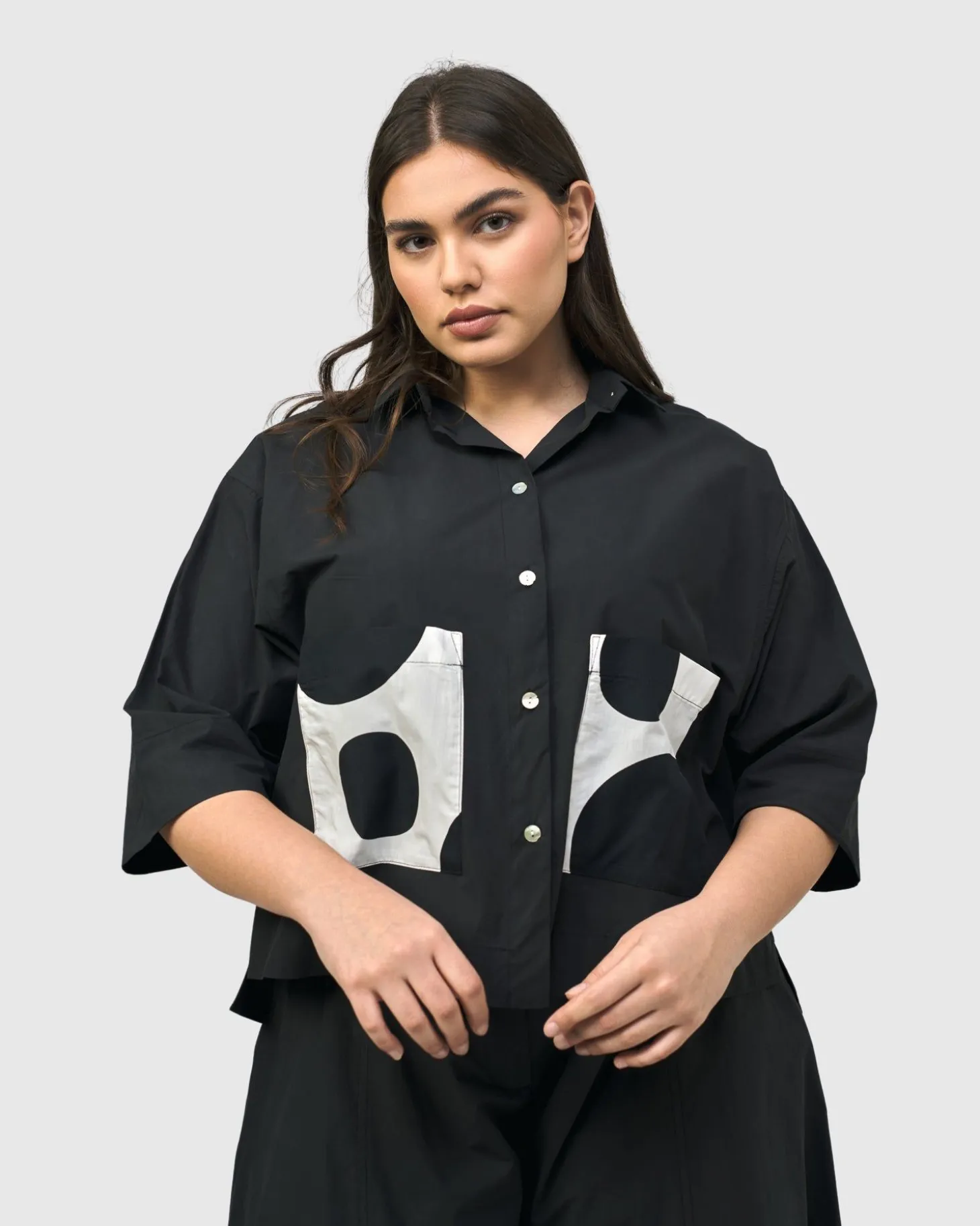 Urban Carnegie Cropped Shirt, Mono
