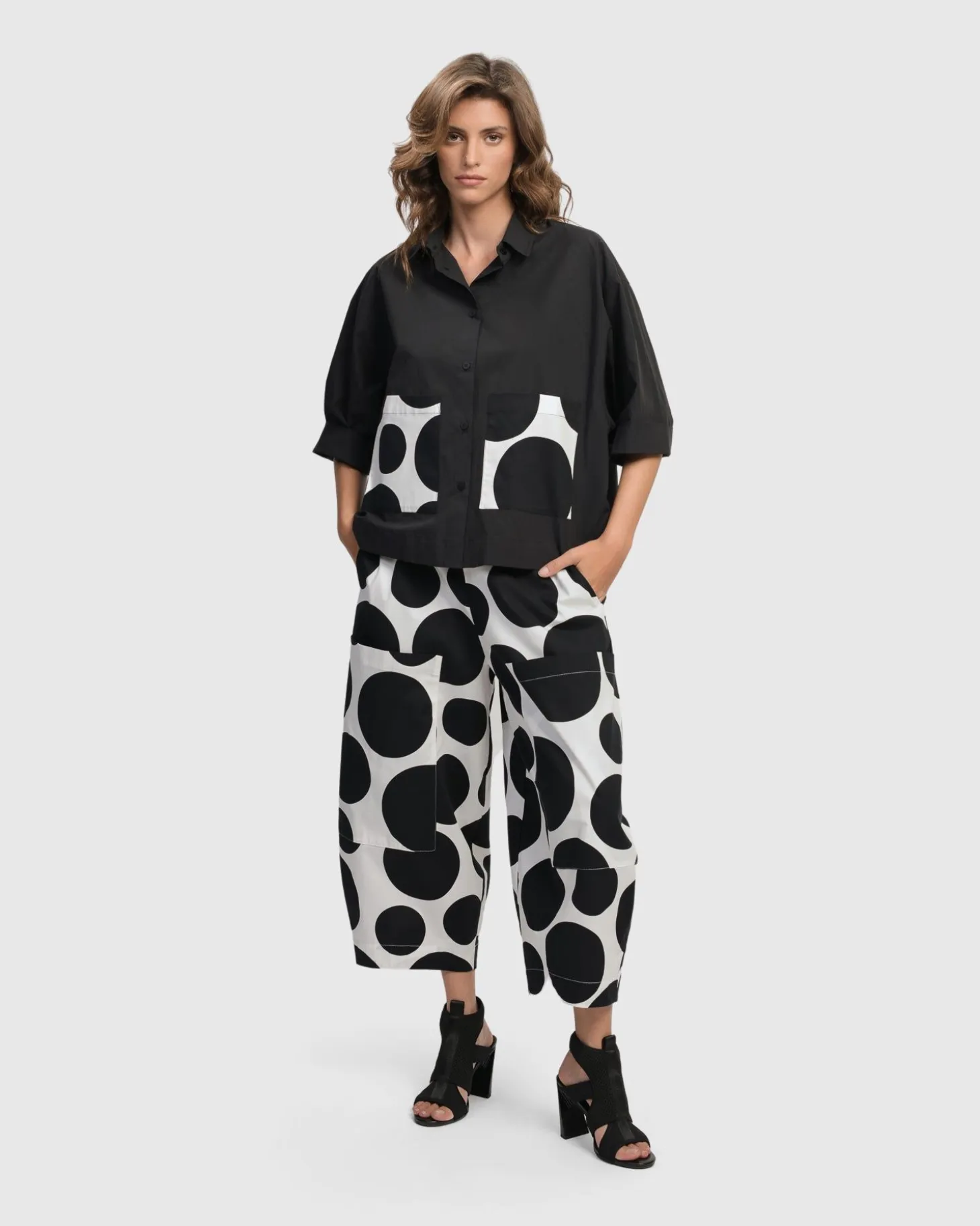 Urban Carnegie Cropped Shirt, Mono