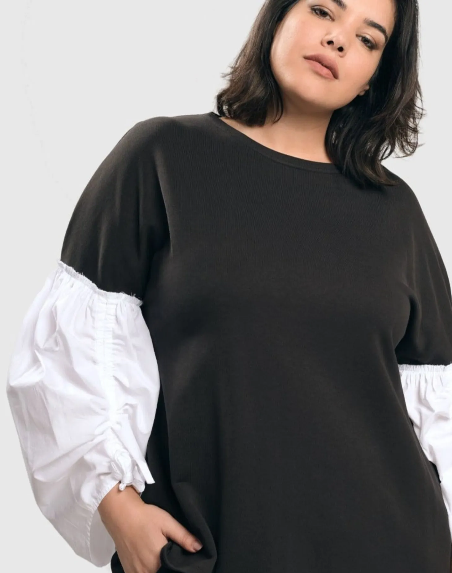 Urban Cinch Tunic Top, White/Black