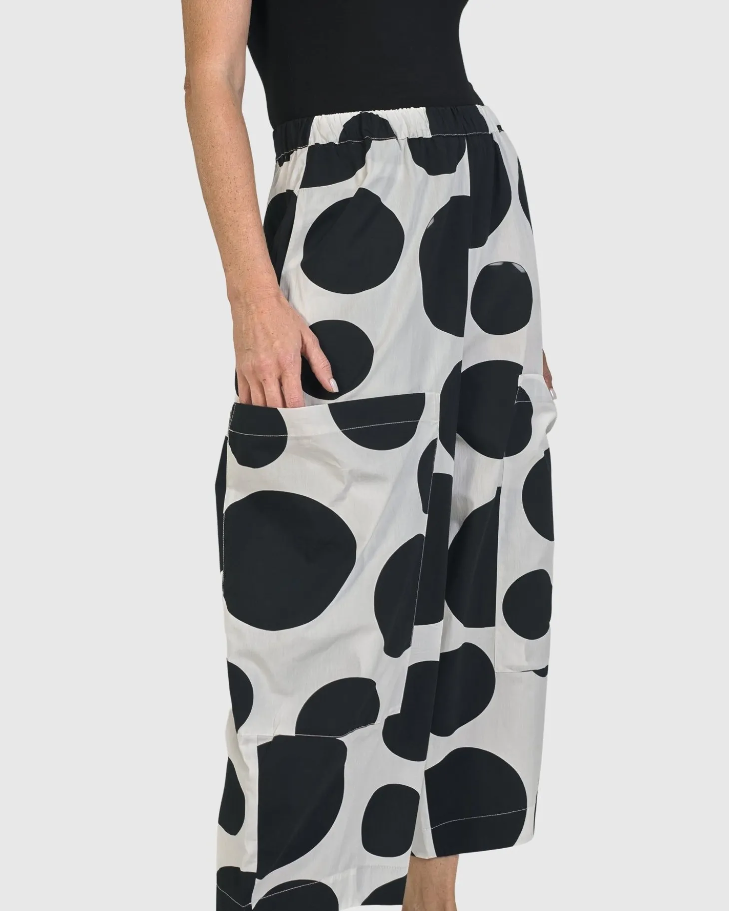 Urban Dot Barrel Pants, Mono
