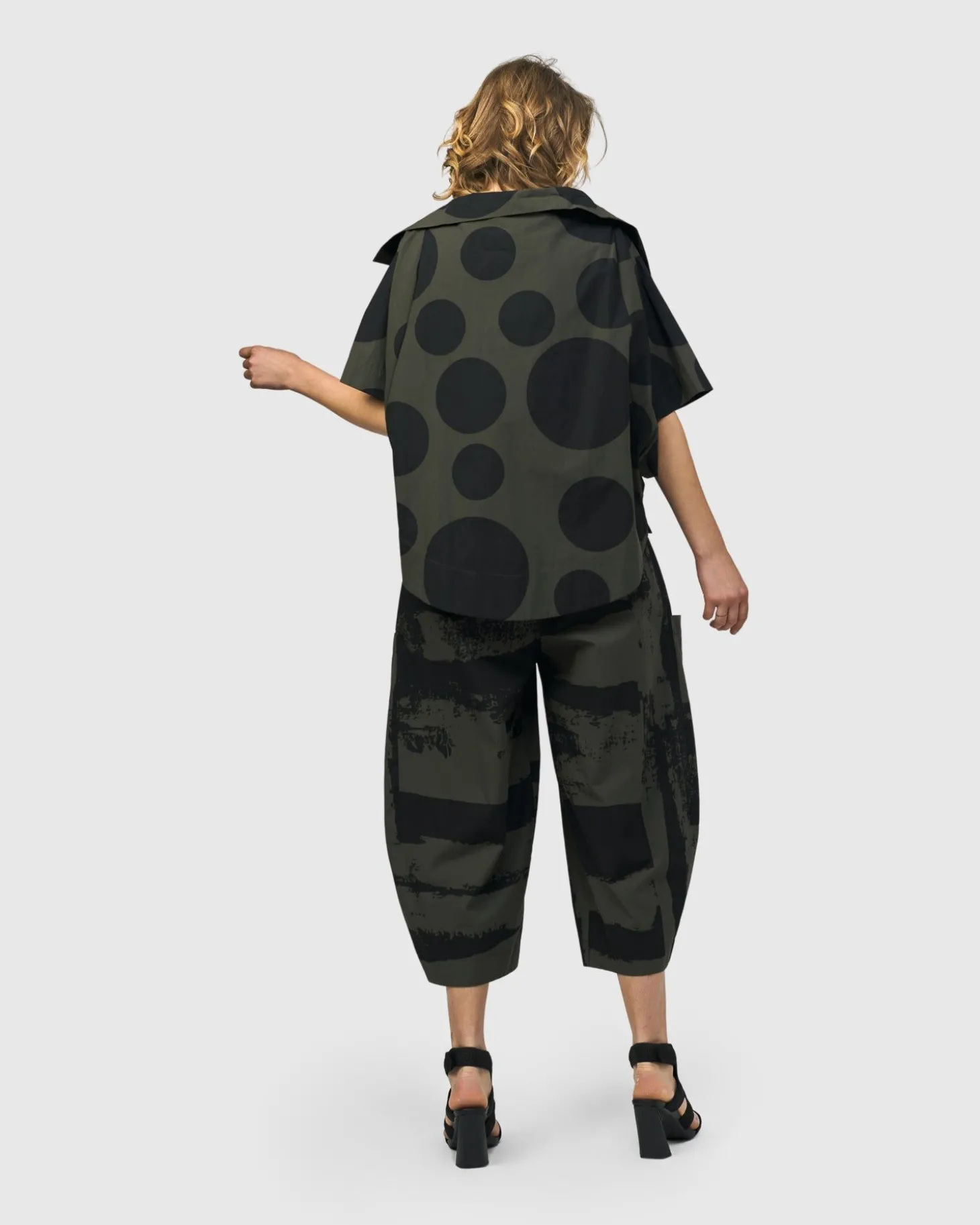 Urban Dots Kiku Cape Jacket, Khaki