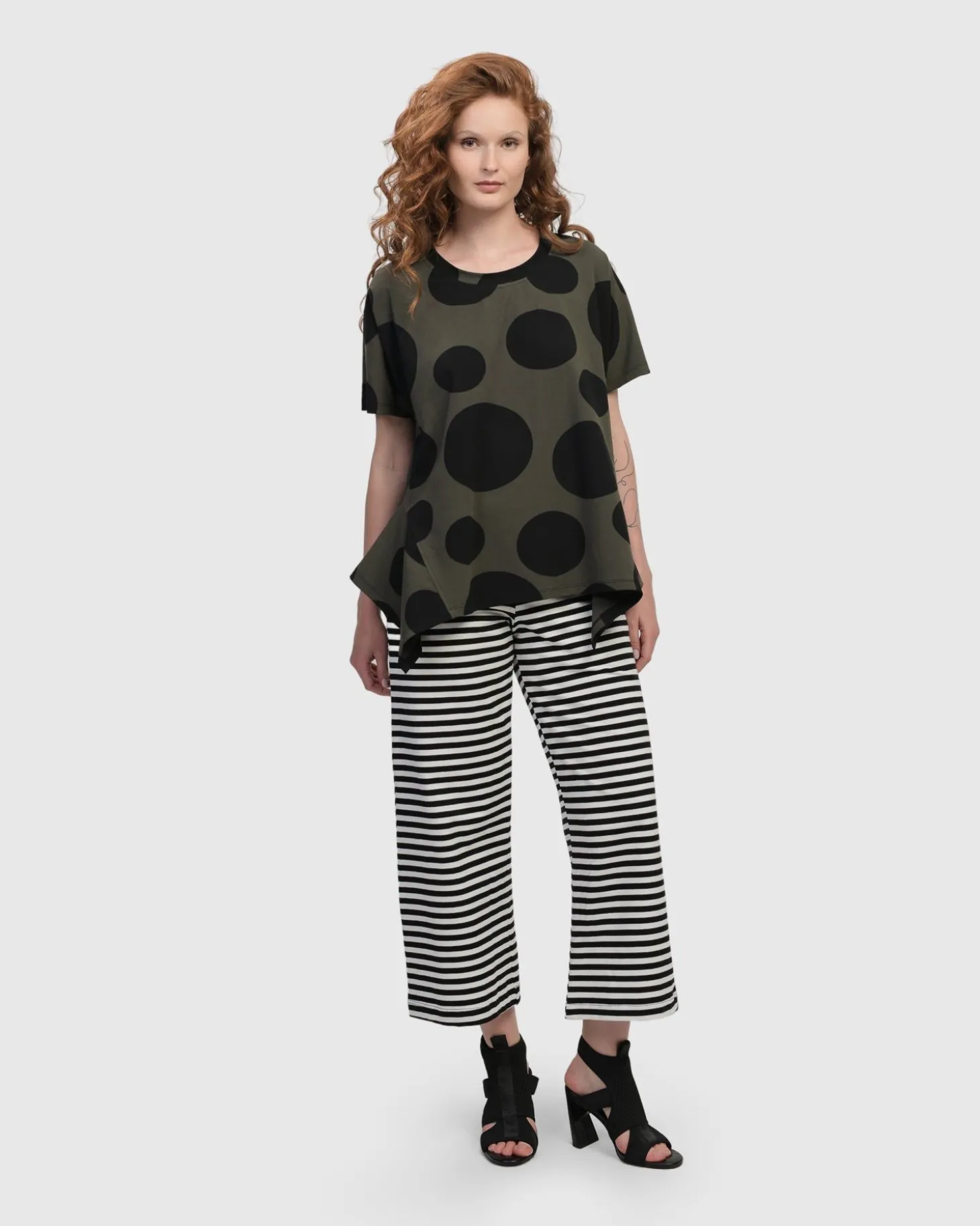Urban Kiki Relaxed Top, Khaki